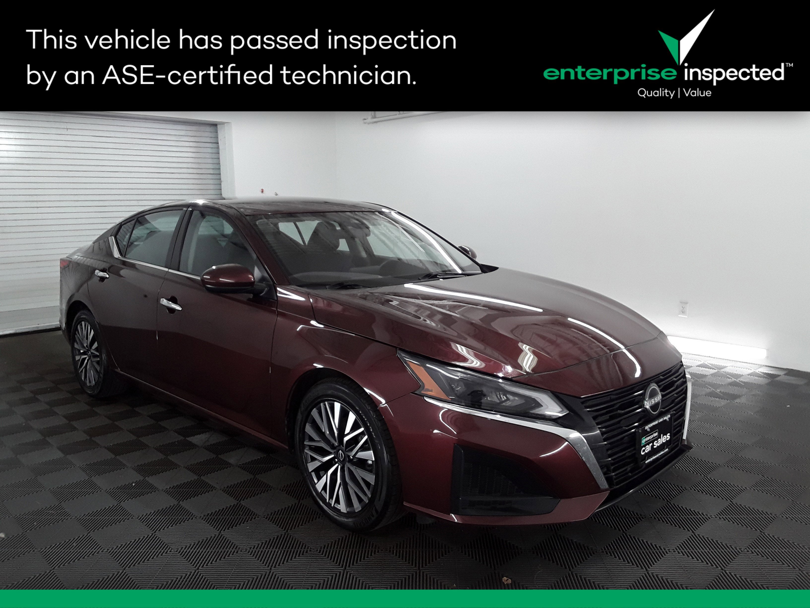 Used 2023 Nissan Altima 2.5 SV Sedan
