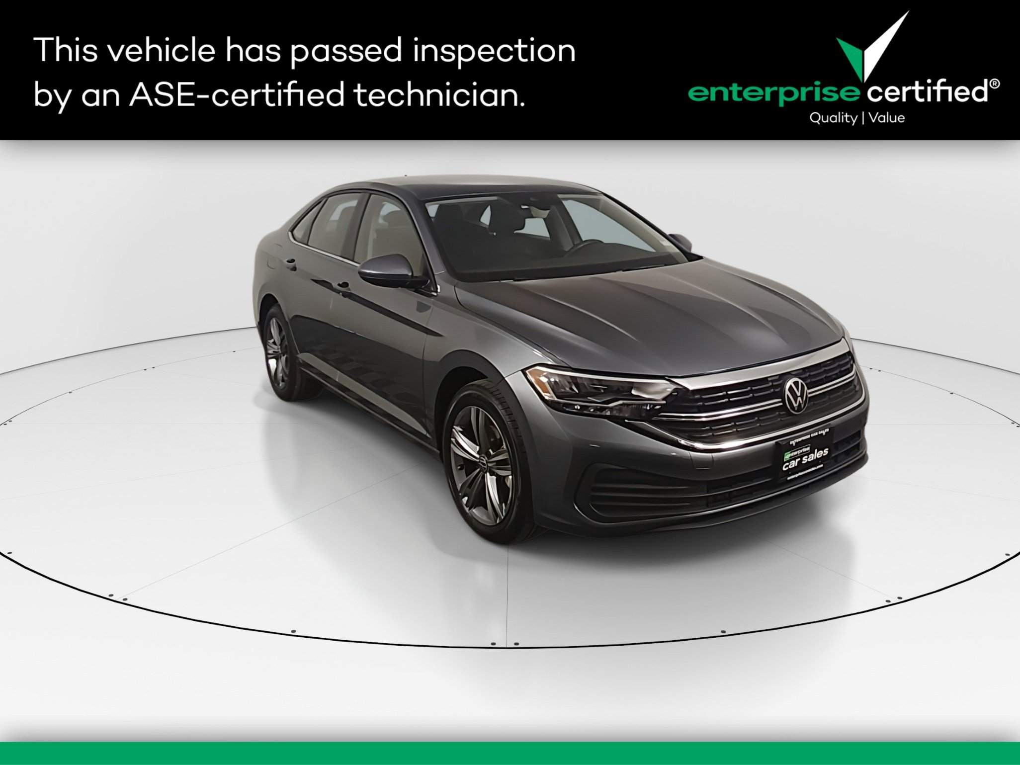 Used 2024 Volkswagen Jetta SE Auto