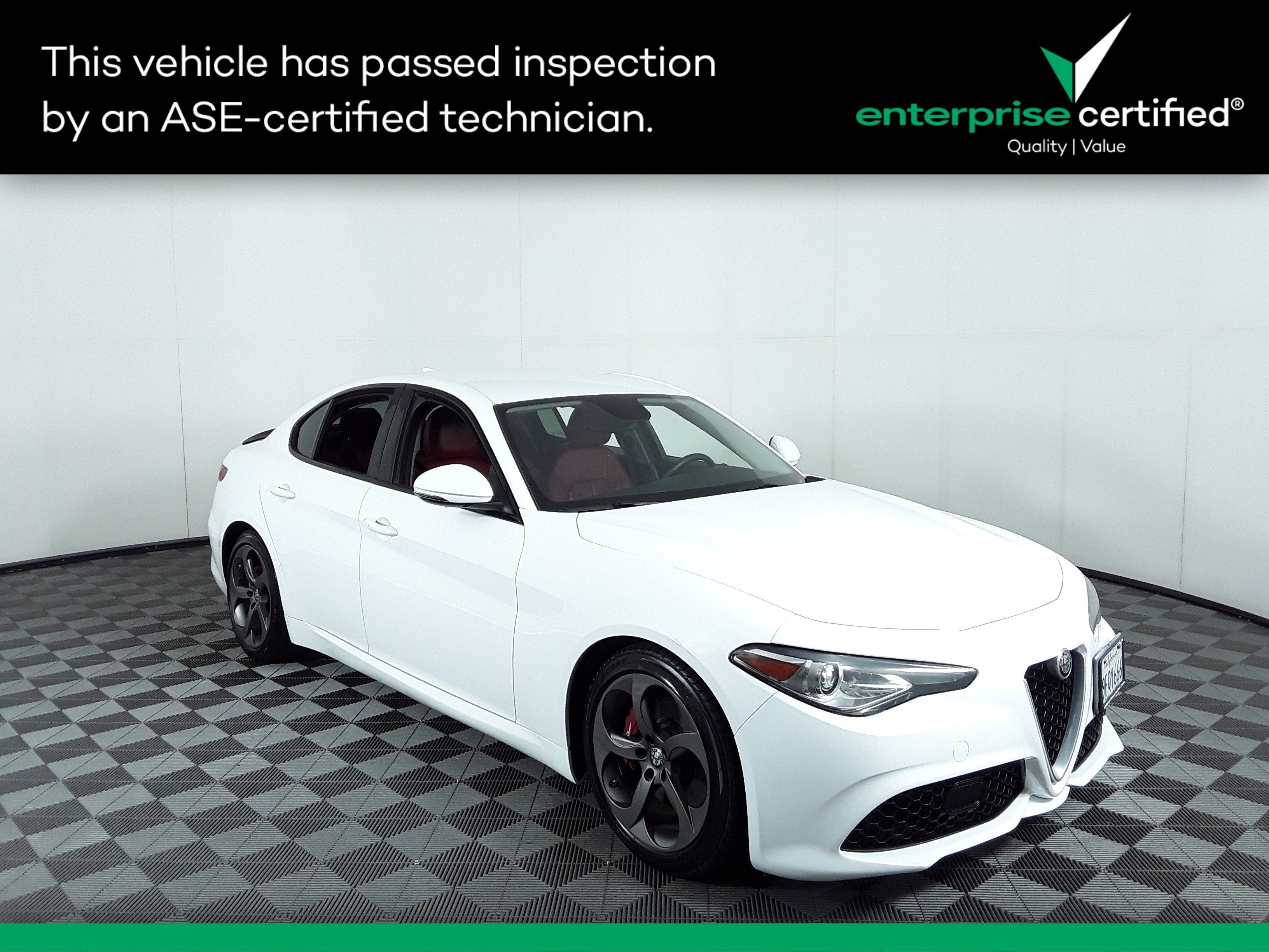 2017 Alfa Romeo Giulia RWD