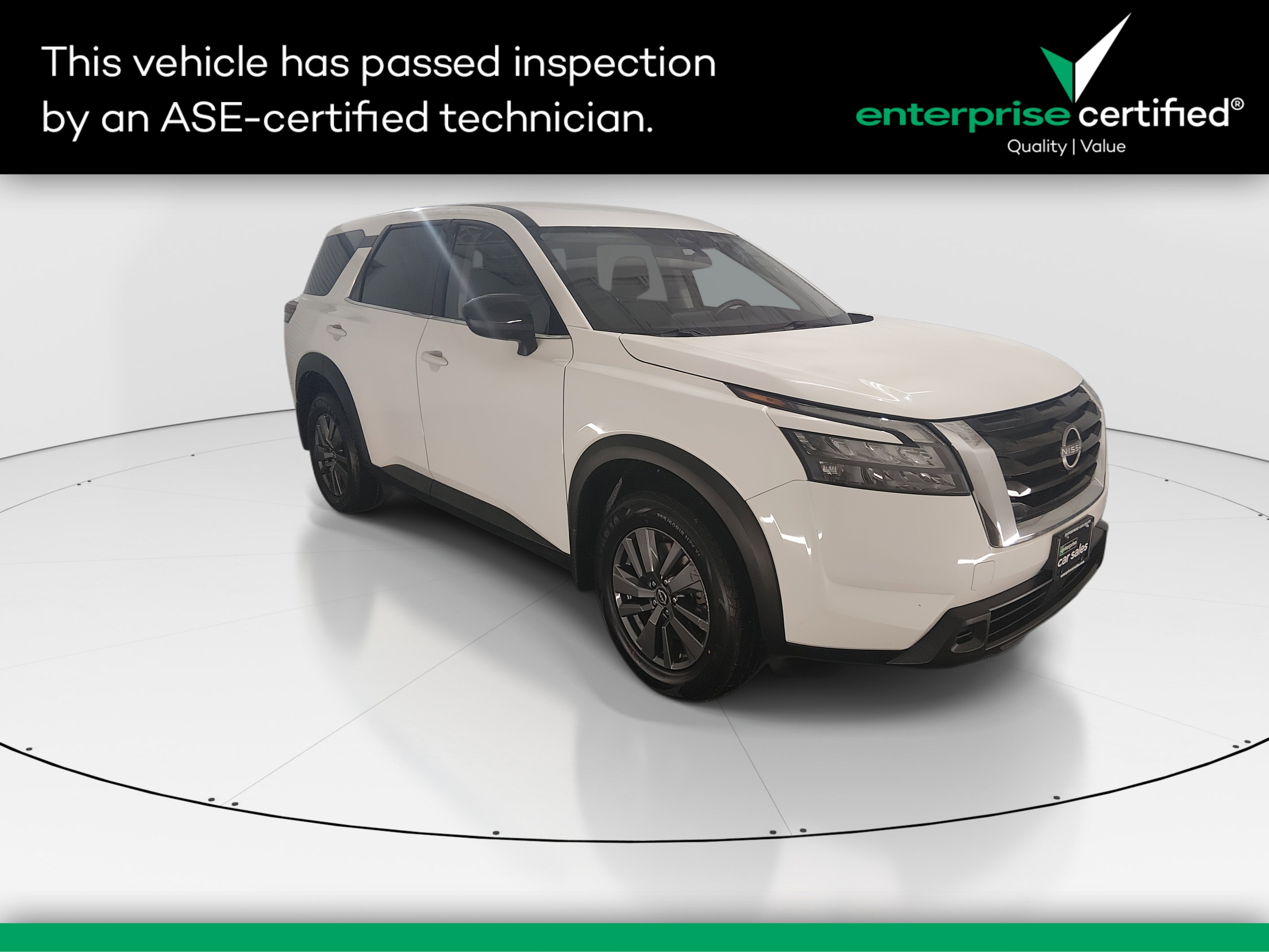 2023 Nissan Pathfinder S's photo