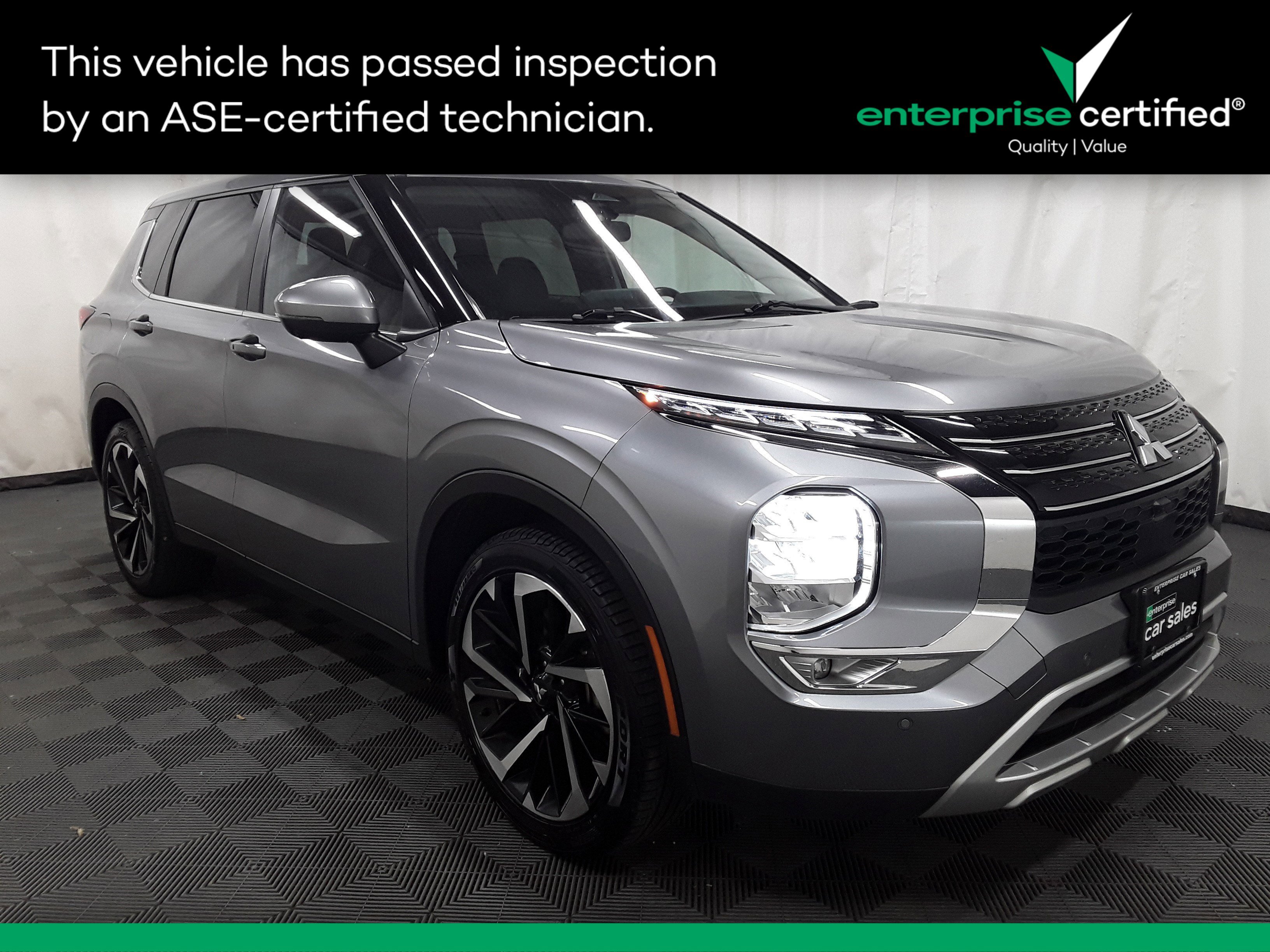 Used 2024 Mitsubishi Outlander SE FWD