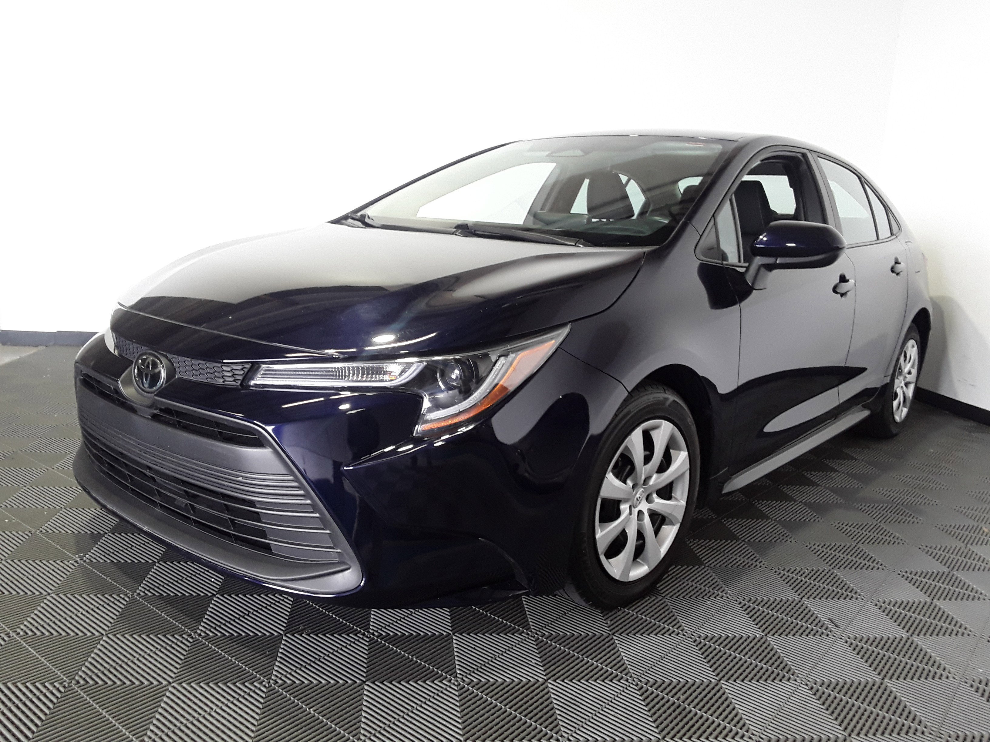 Image 2 of Used 2023 Toyota Corolla LE CVT