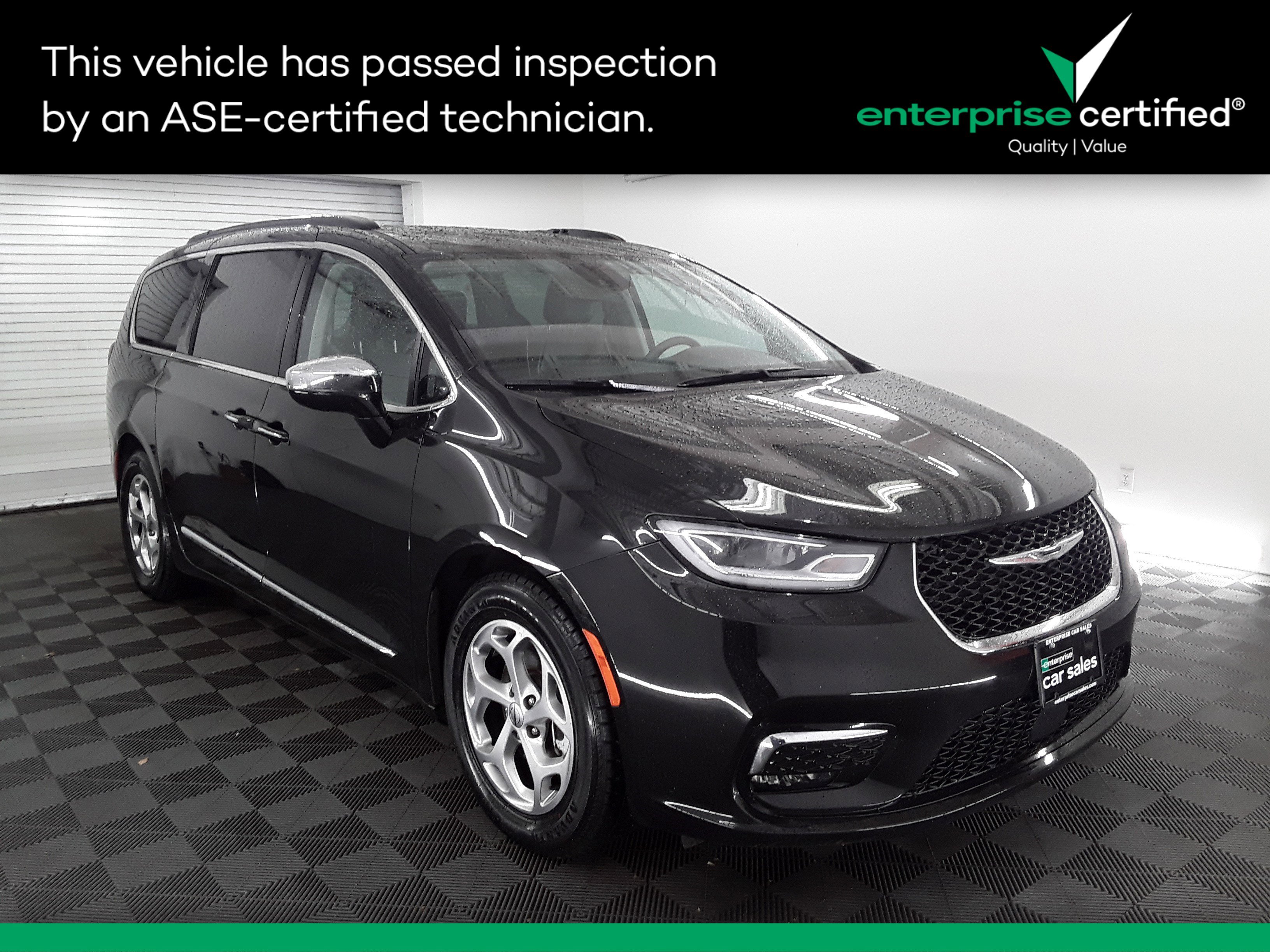 2023 Chrysler Pacifica Limited FWD