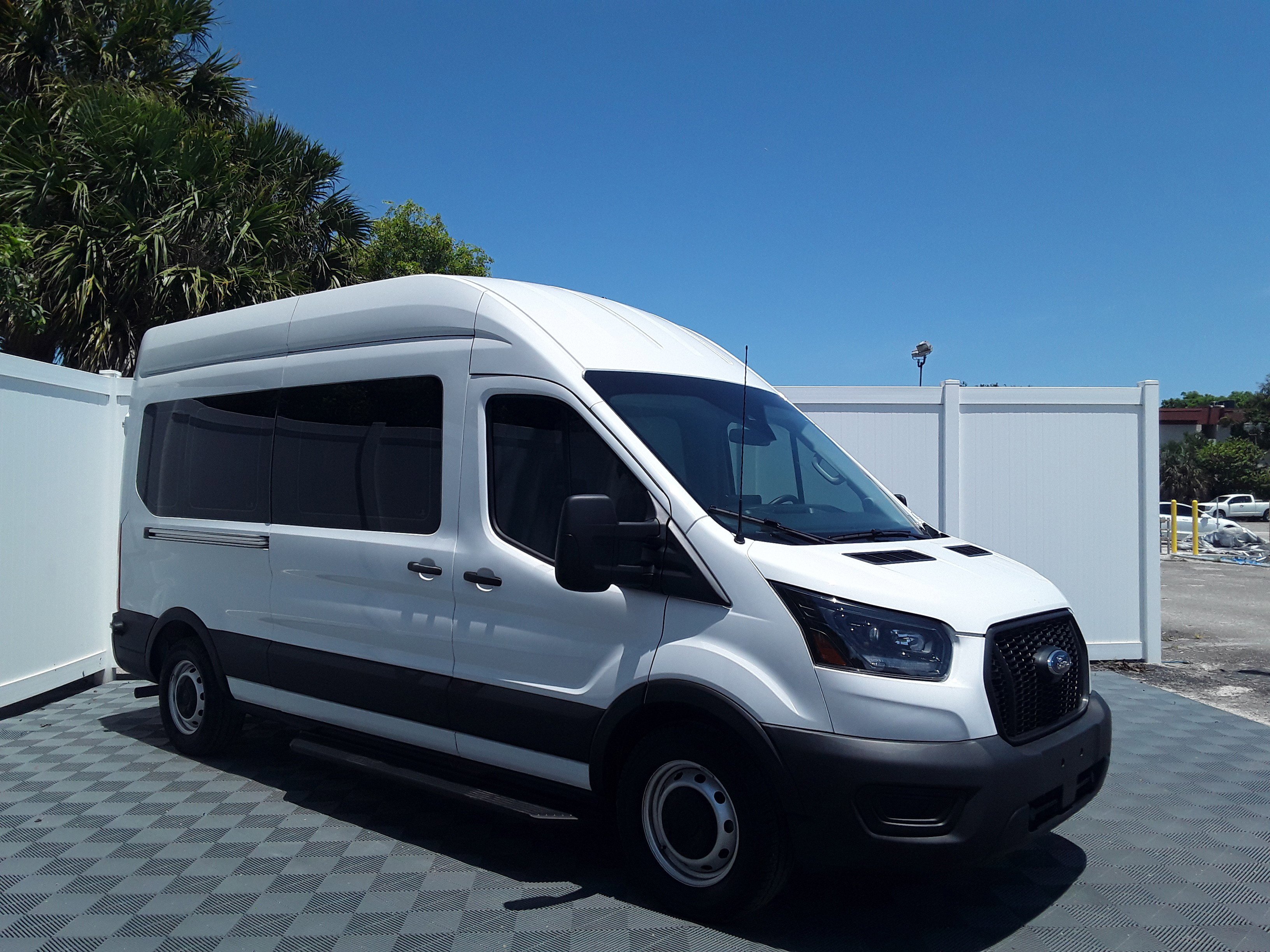 2023 Ford Transit Passenger Wagon