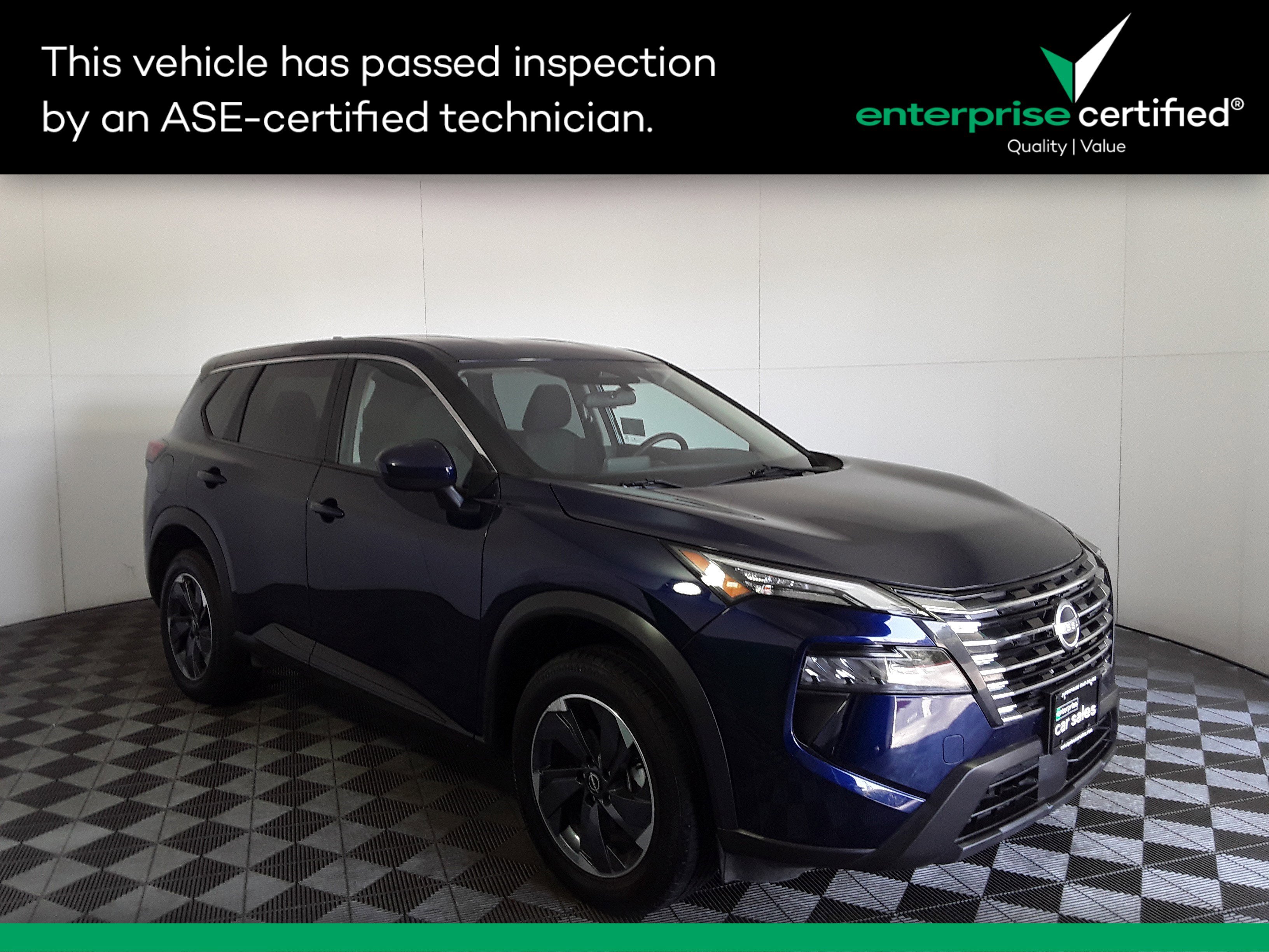 Used 2024 Nissan Rogue FWD SV