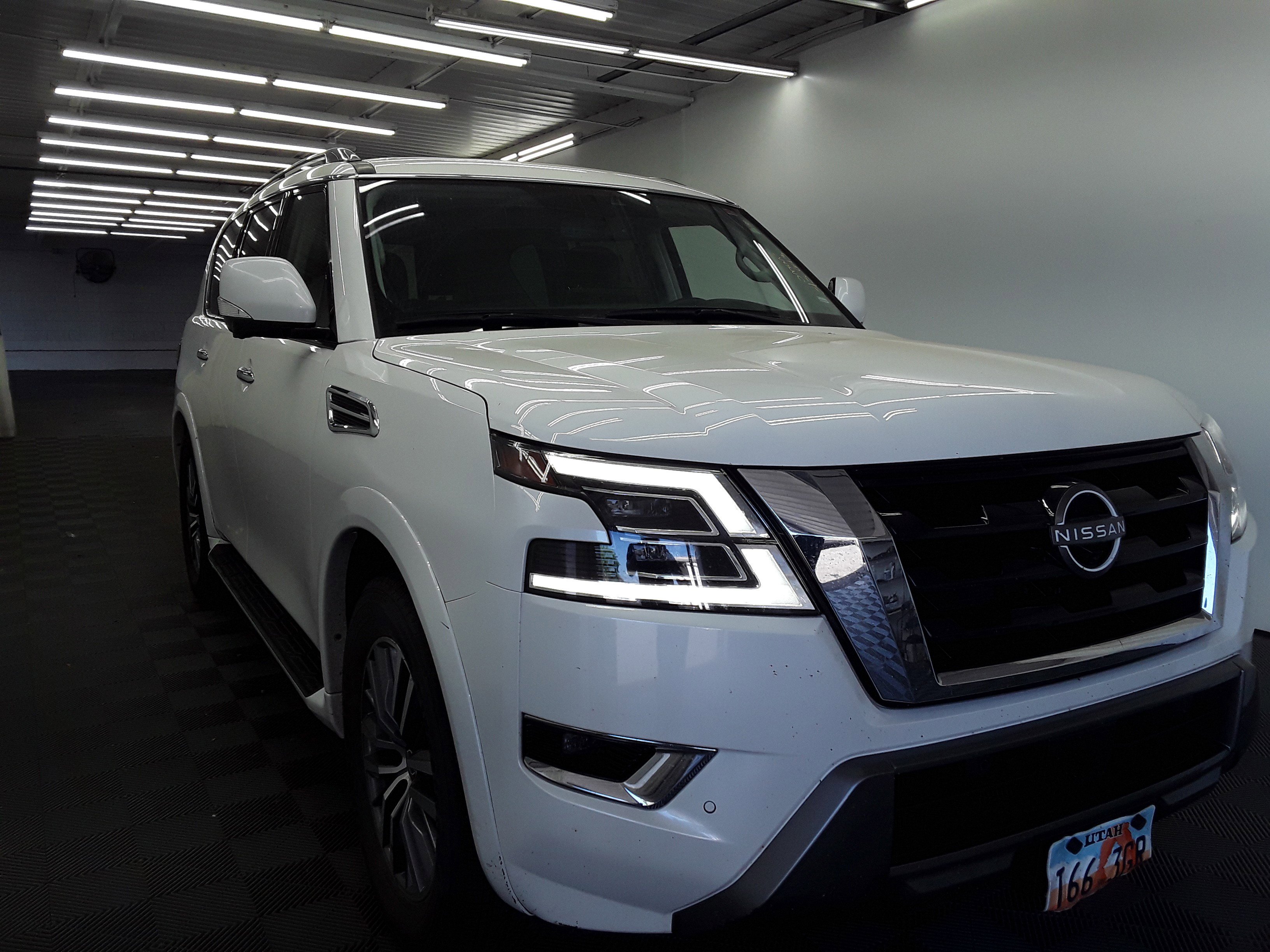 2023 Nissan Armada 4x2 SL