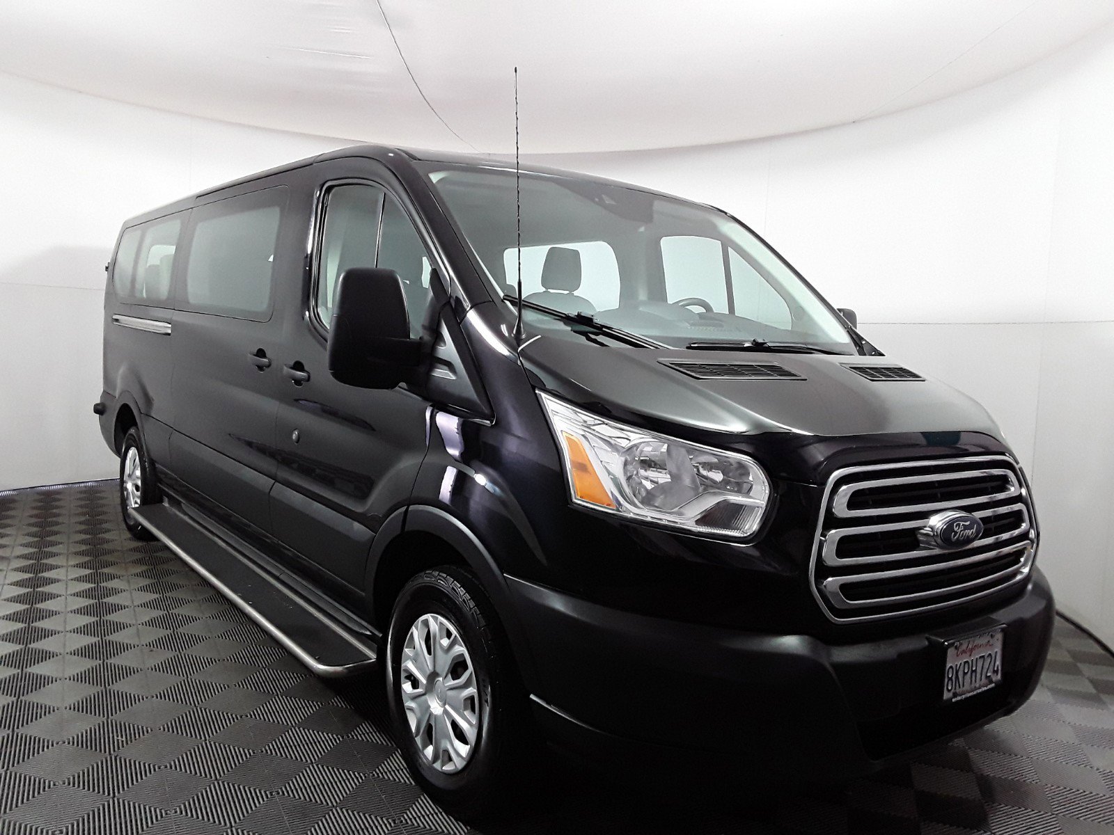 2019 Ford Transit Passenger Wagon T-350 148