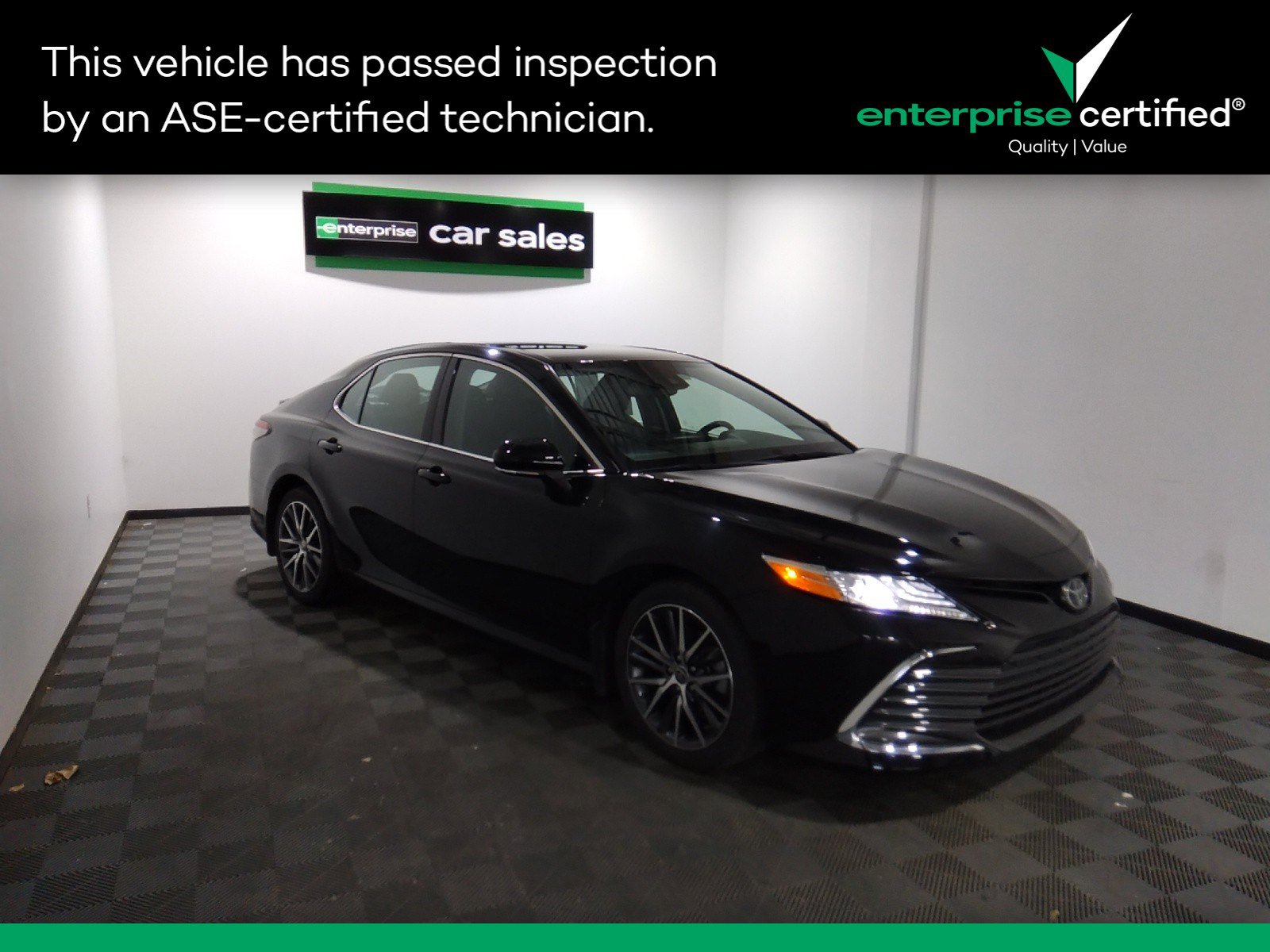 Used 2022 Toyota Camry XLE Auto