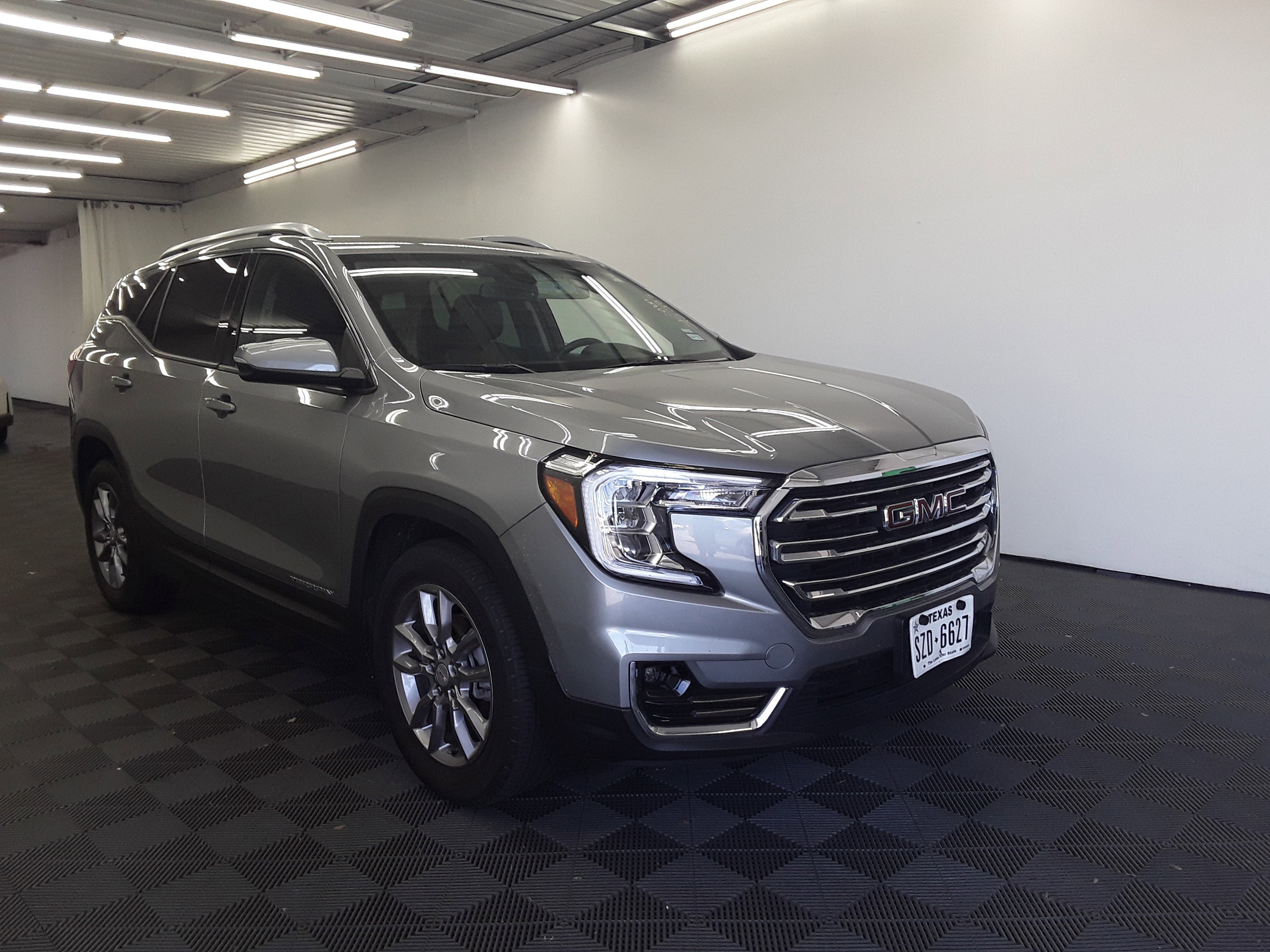 2023 GMC Terrain FWD 4dr SLT