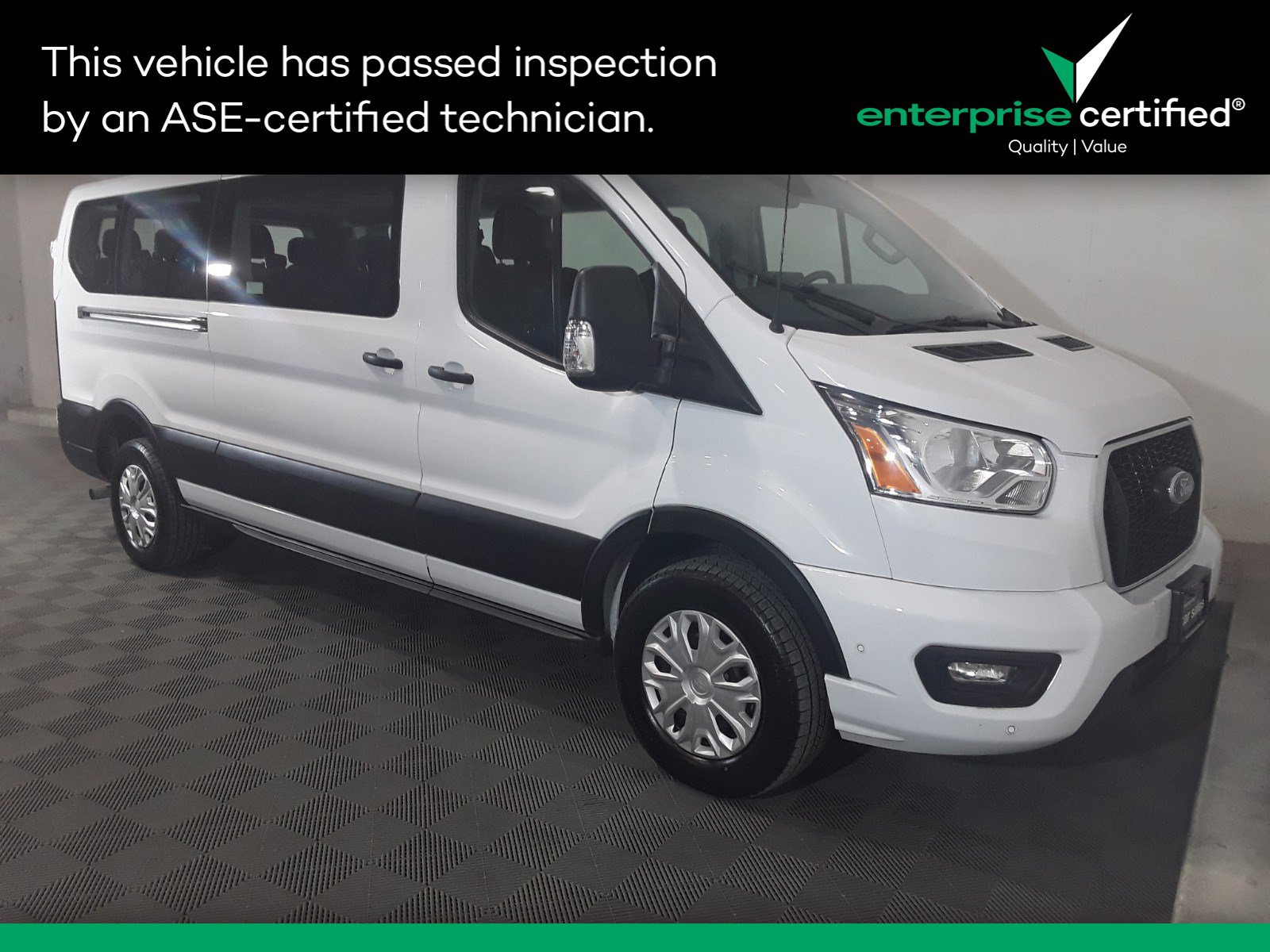 2022 Ford Transit Passenger Wagon T-350 148