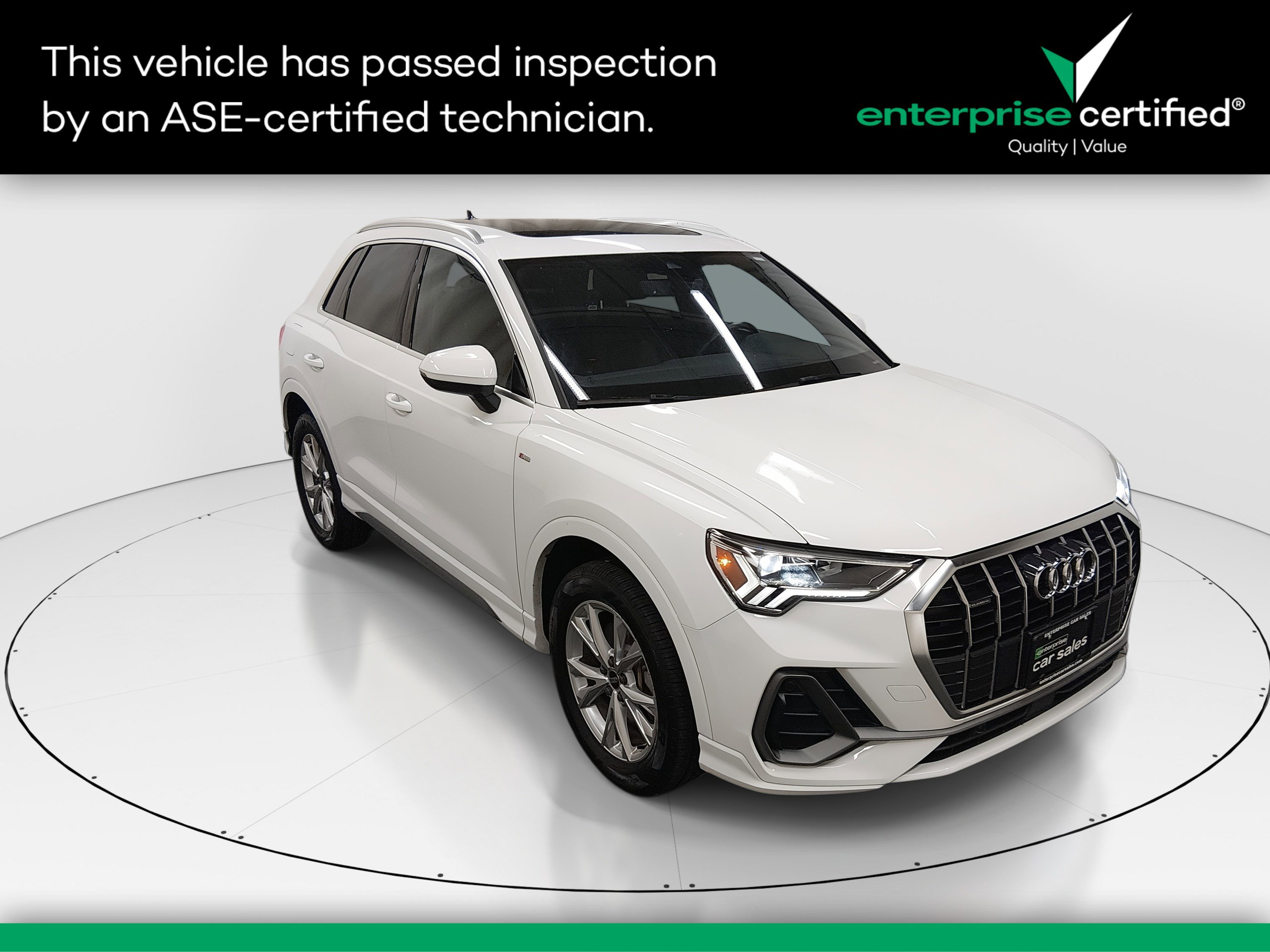 2024 Audi Q3 S Line Premium's photo