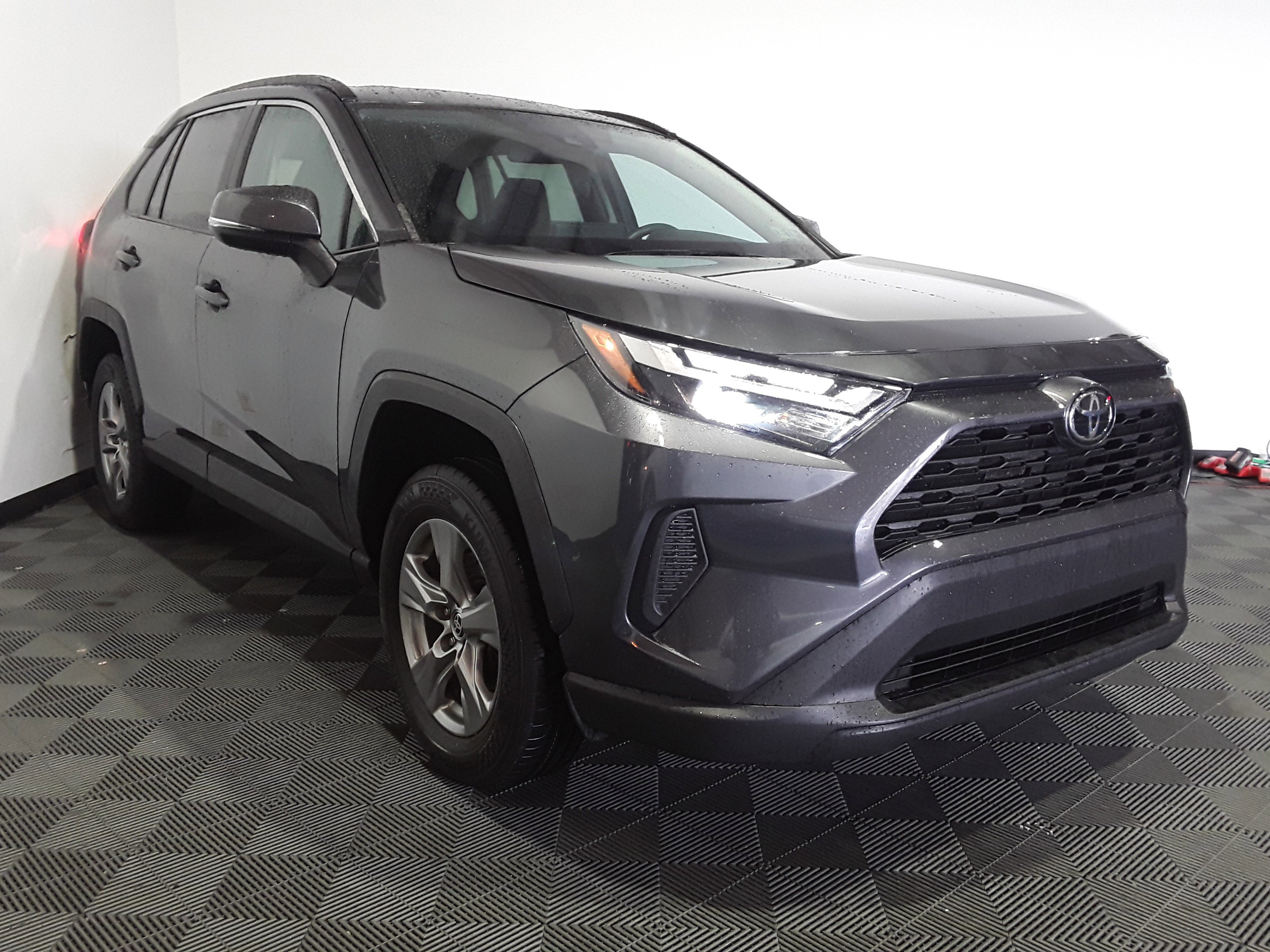 2022 Toyota RAV4 XLE AWD