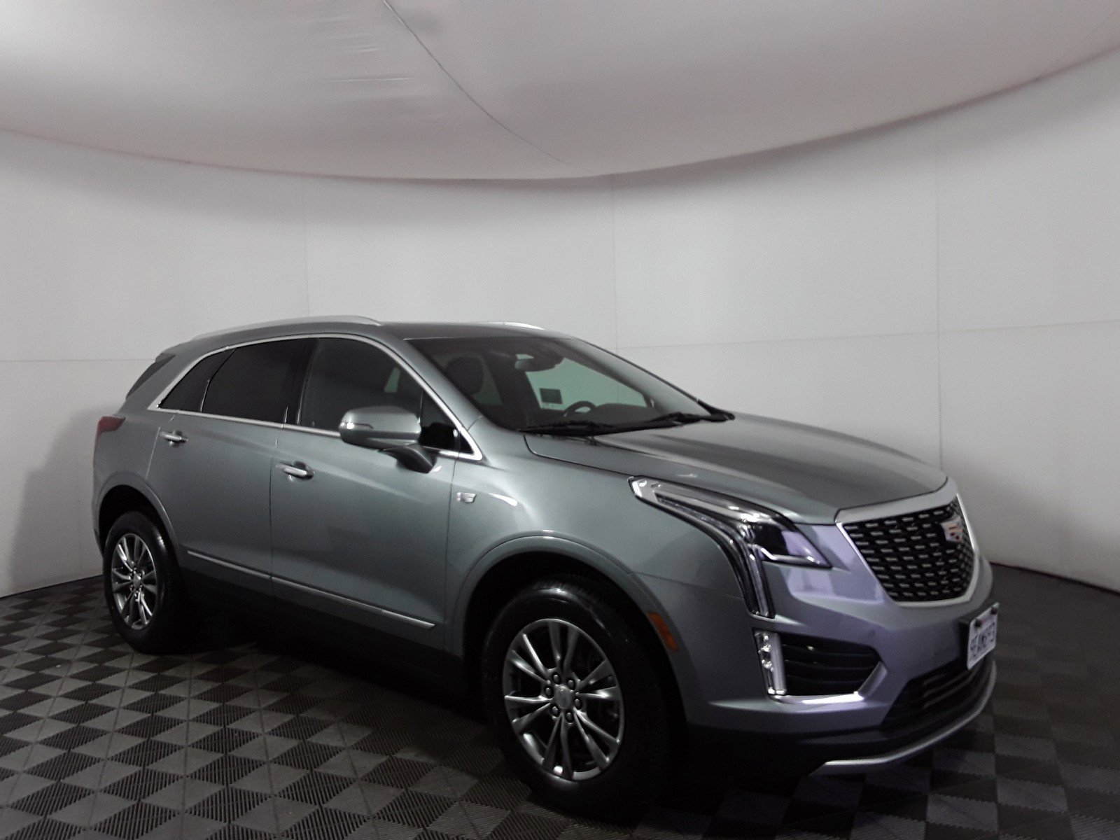 2023 Cadillac XT5 FWD 4dr Premium Luxury