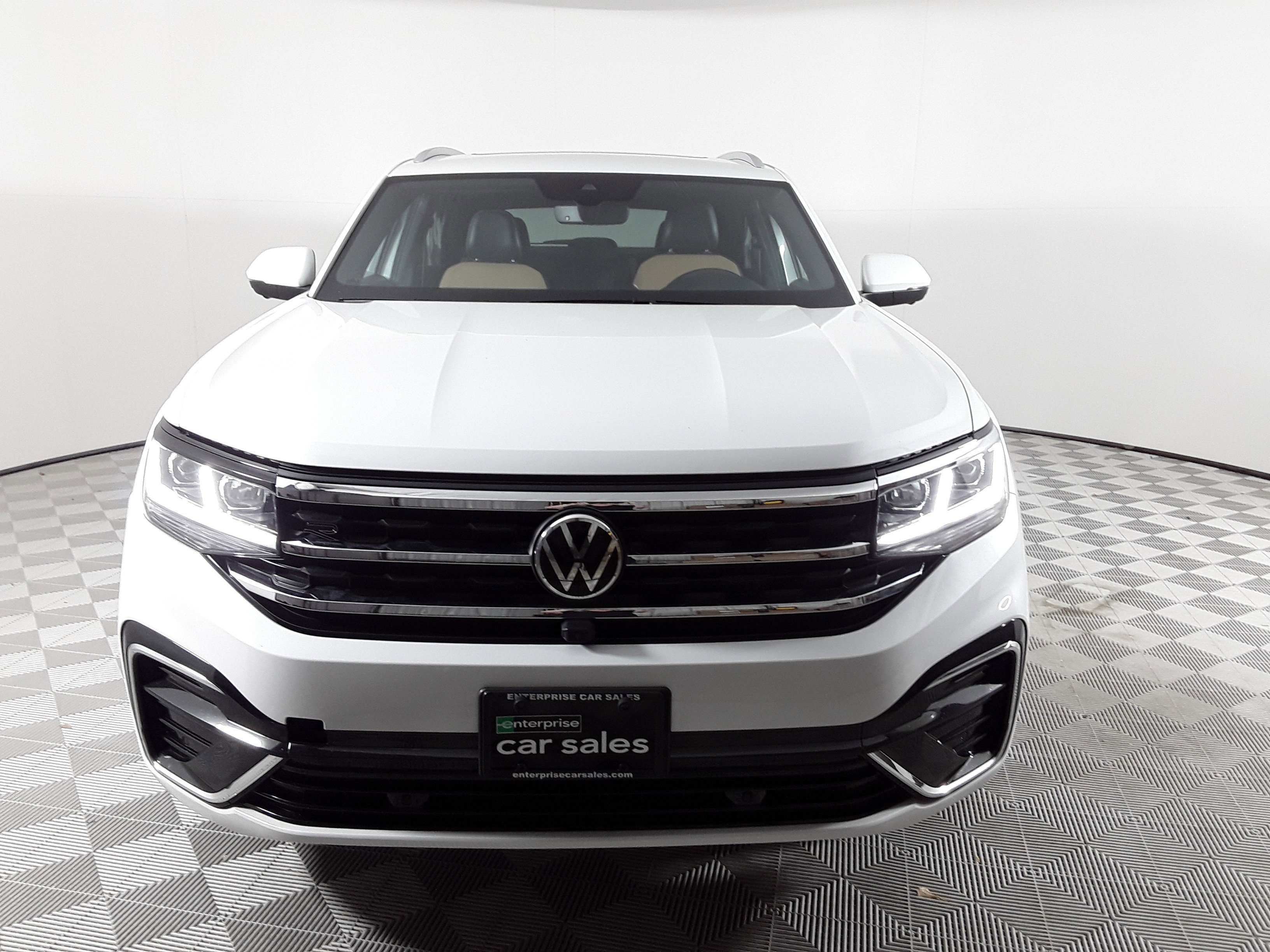 Image 8 of Used 2022 Volkswagen Atlas Cross Sport 3.6L V6 SEL Premium R-Line 4MOTION