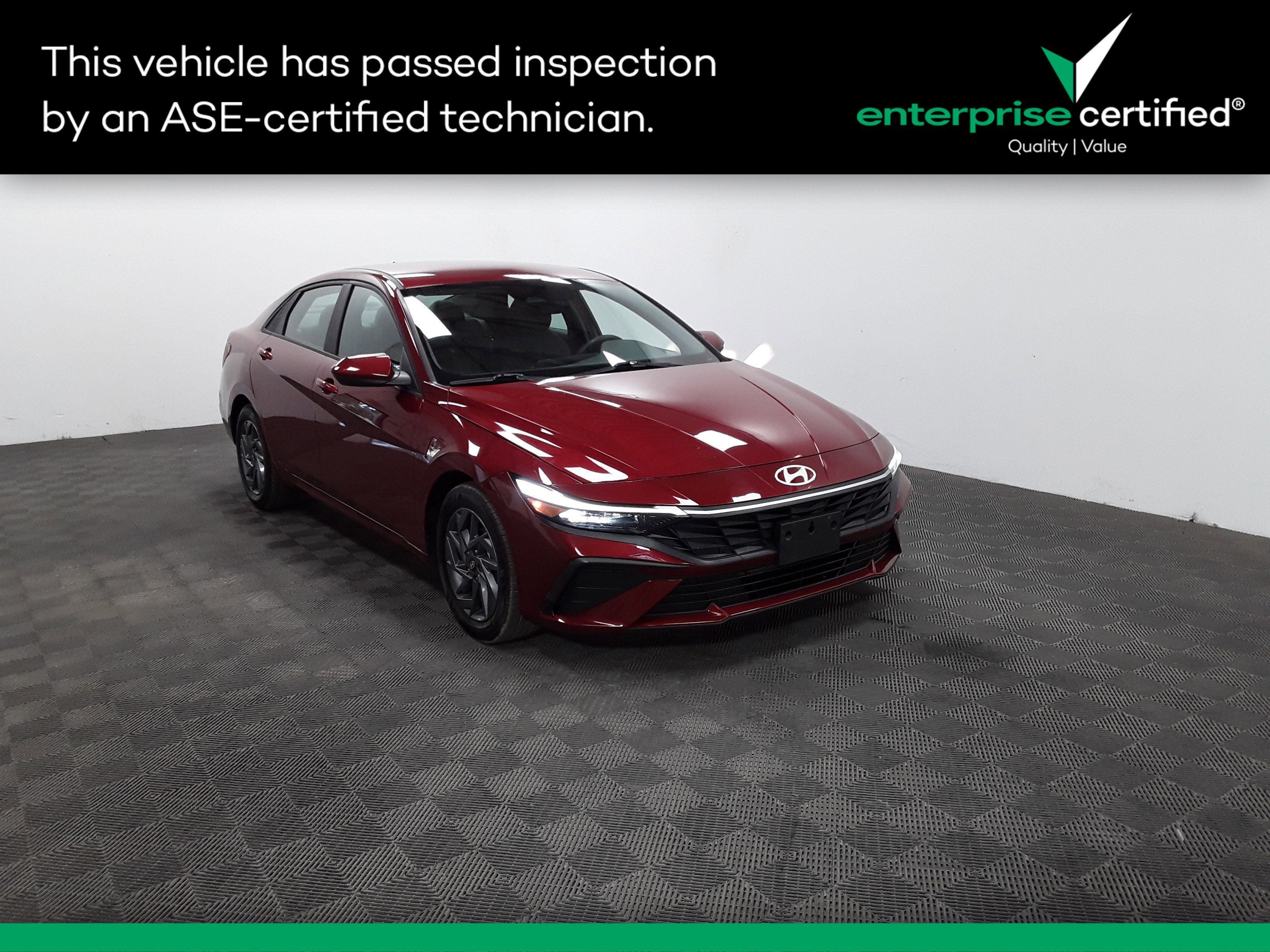 Used 2024 Hyundai Elantra SEL IVT