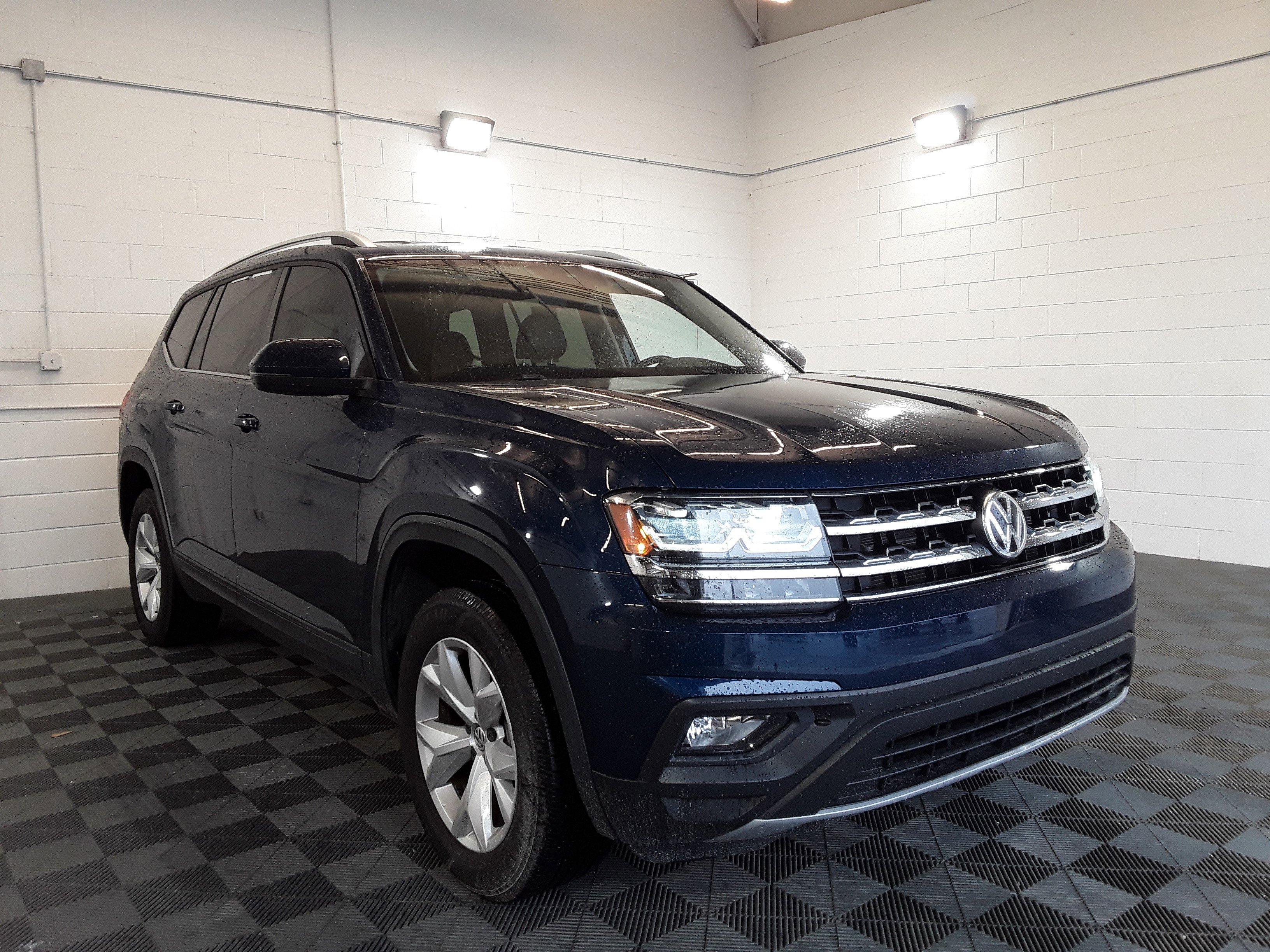 2019 Volkswagen Atlas 3.6L V6 SE w/Technology FWD