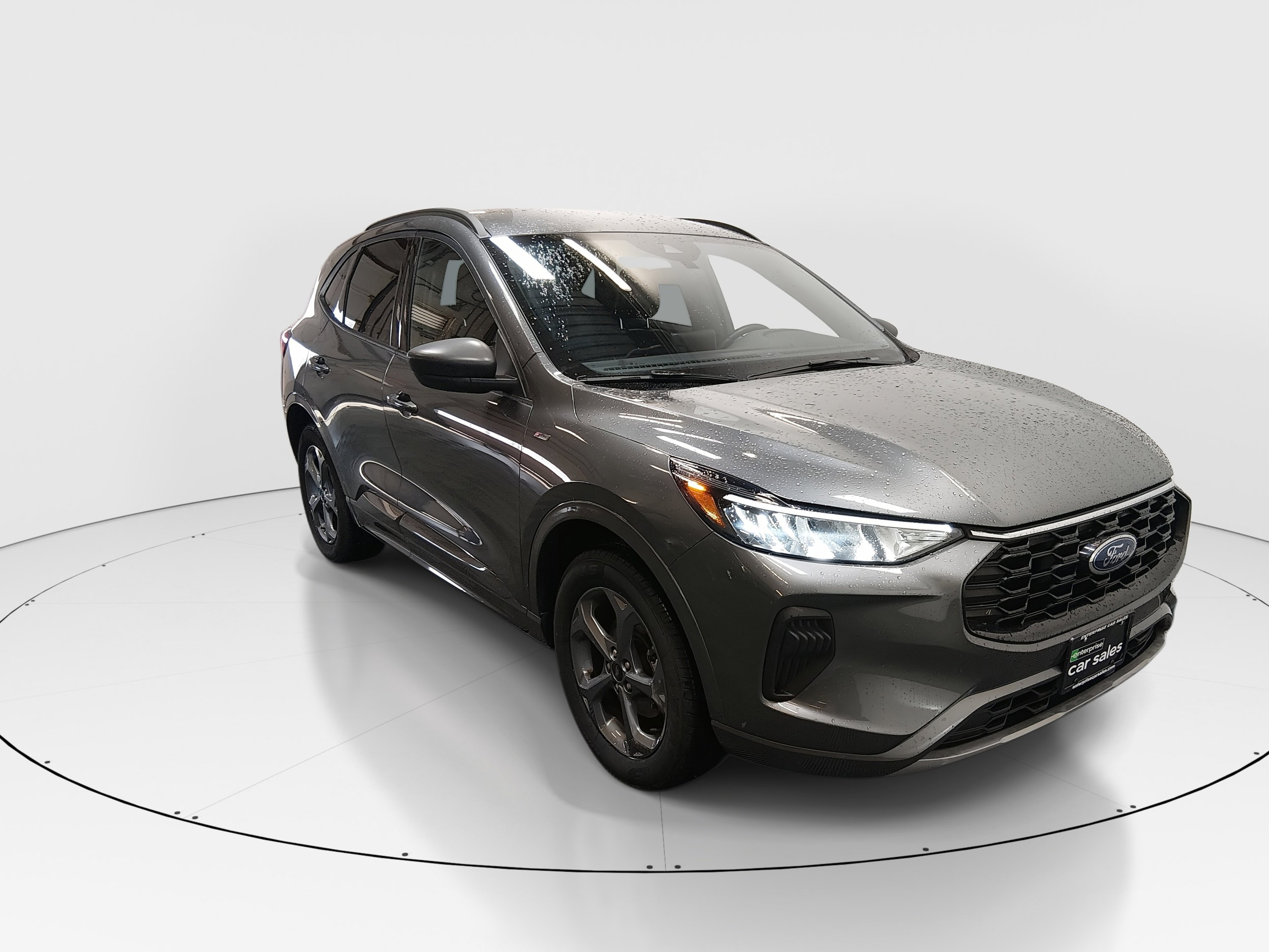 2023 Ford Escape ST-Line's photo