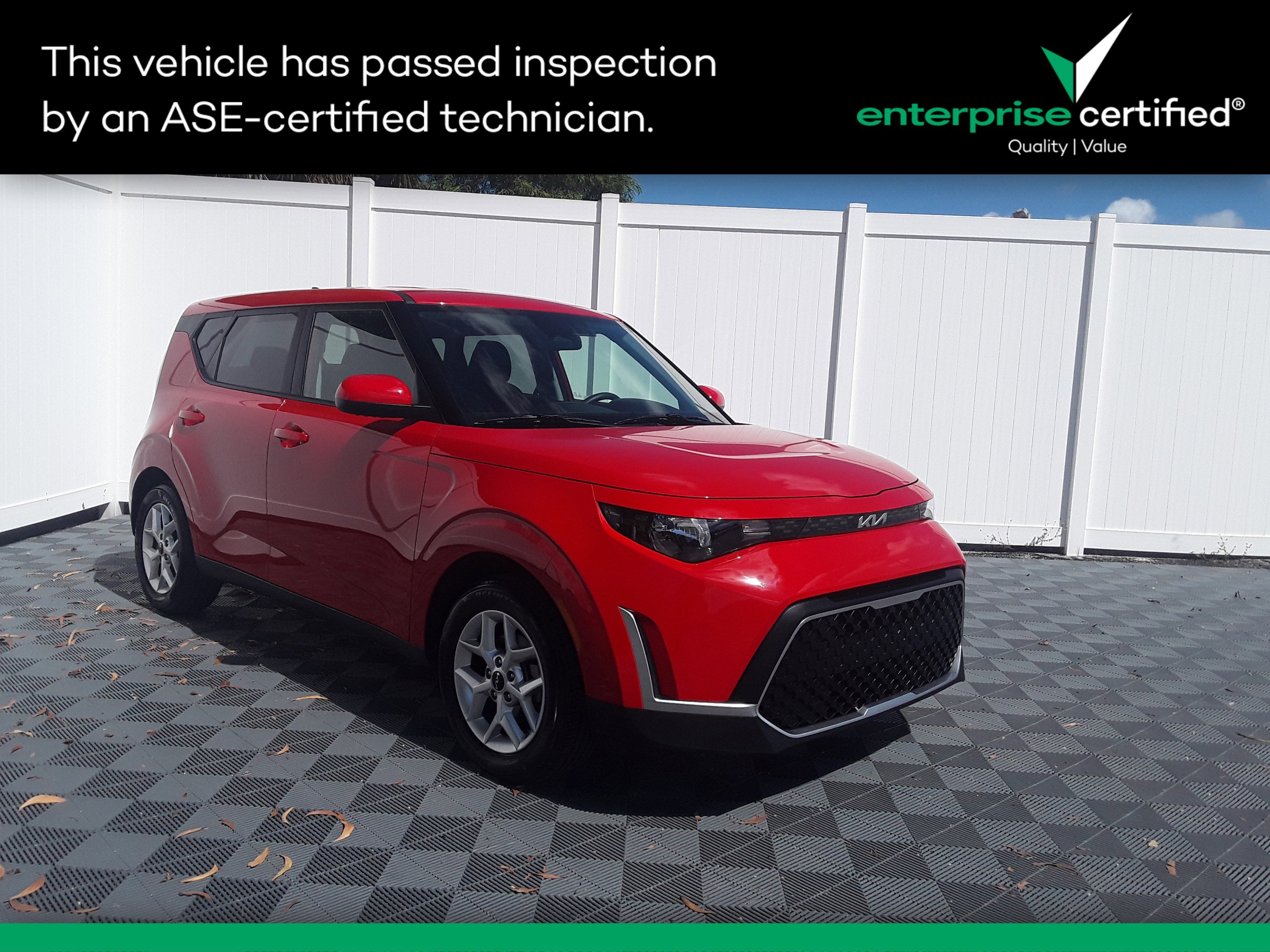 Used 2024 Kia Soul LX IVT