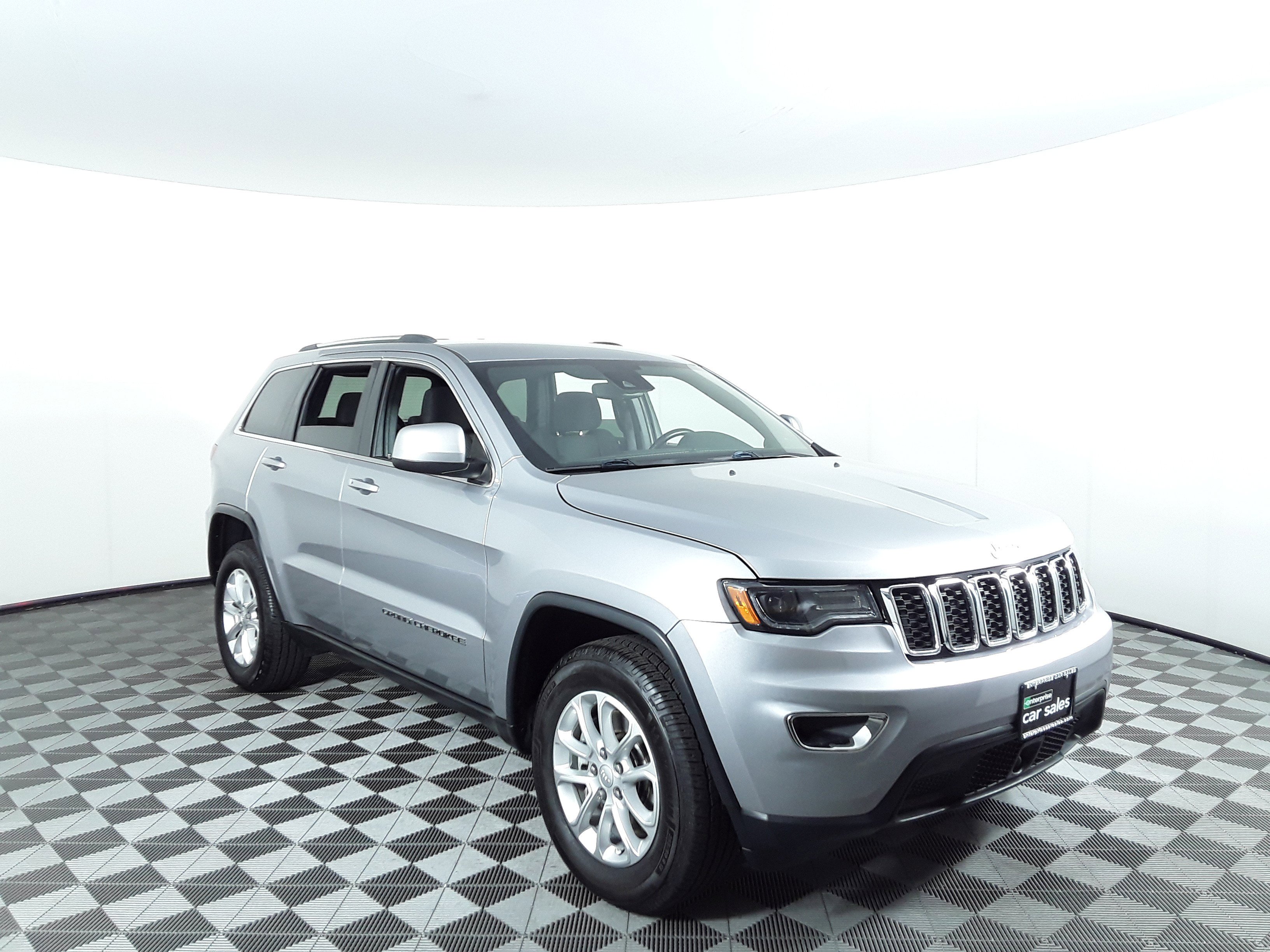 2021 Jeep Grand Cherokee Laredo E 4x4