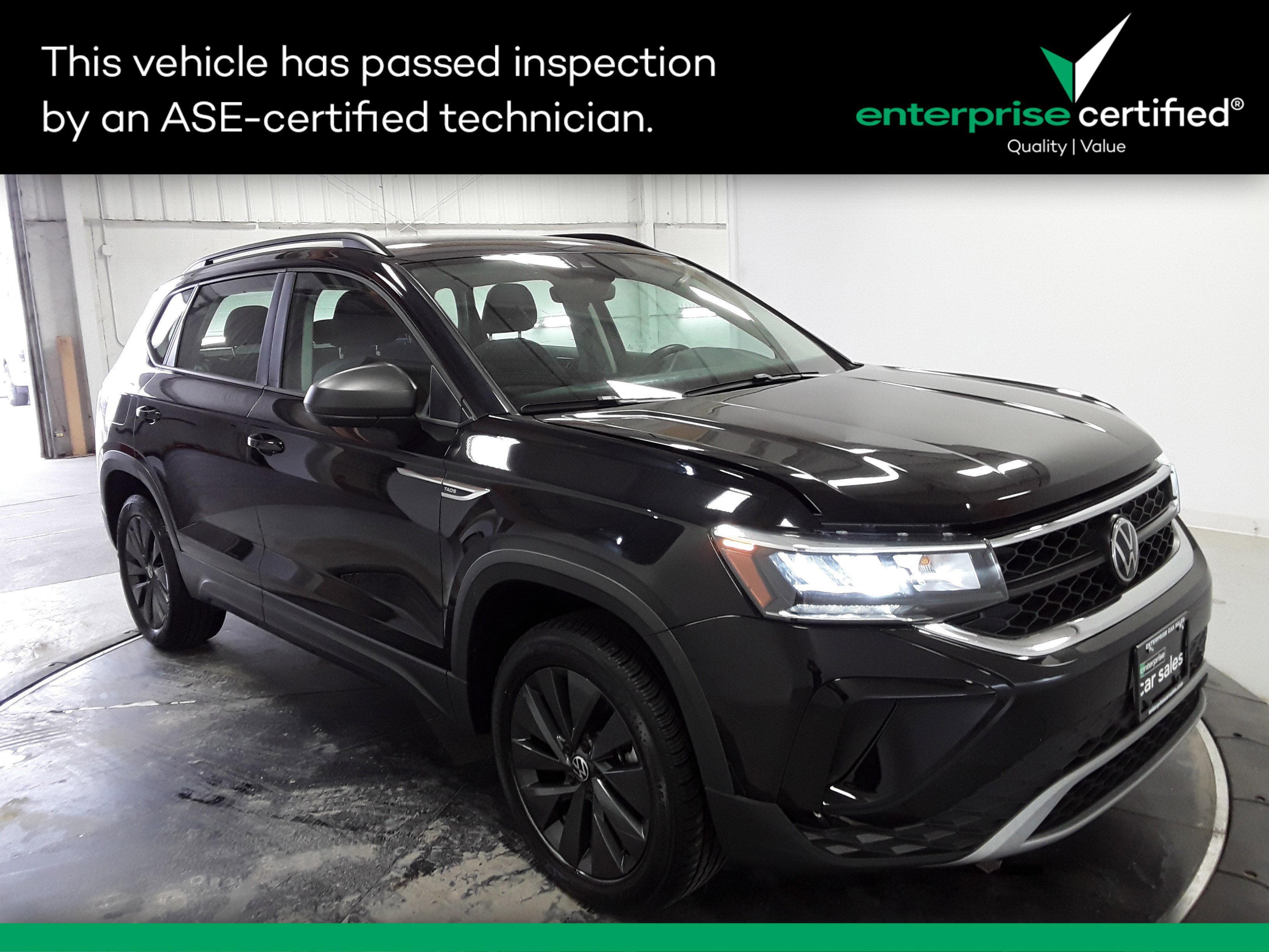 2024 Volkswagen Taos S's photo