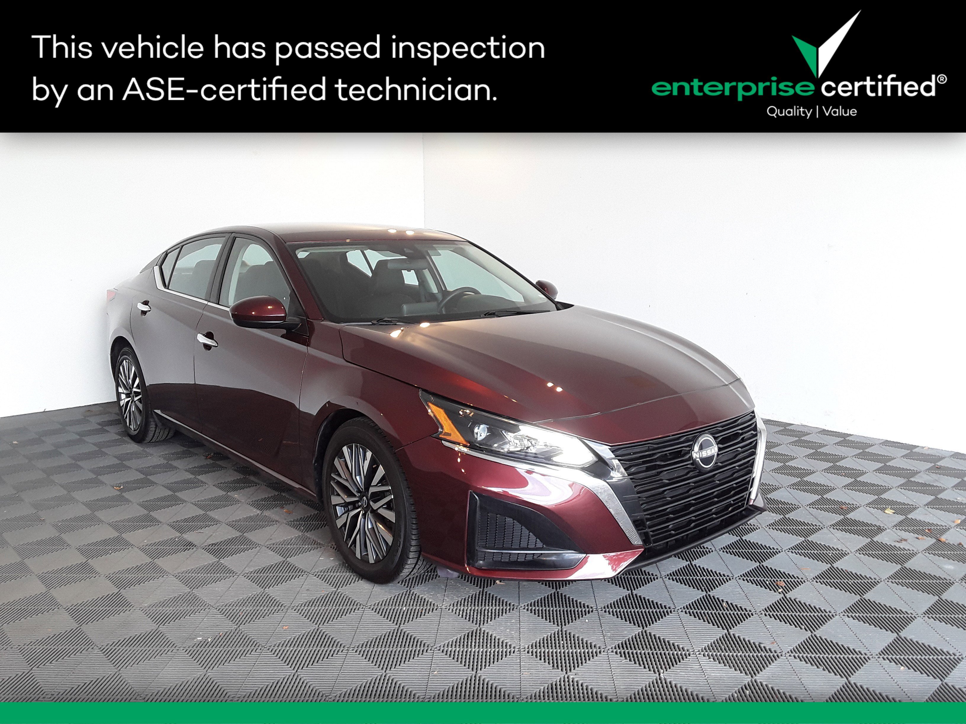 Used 2023 Nissan Altima 2.5 SV Sedan