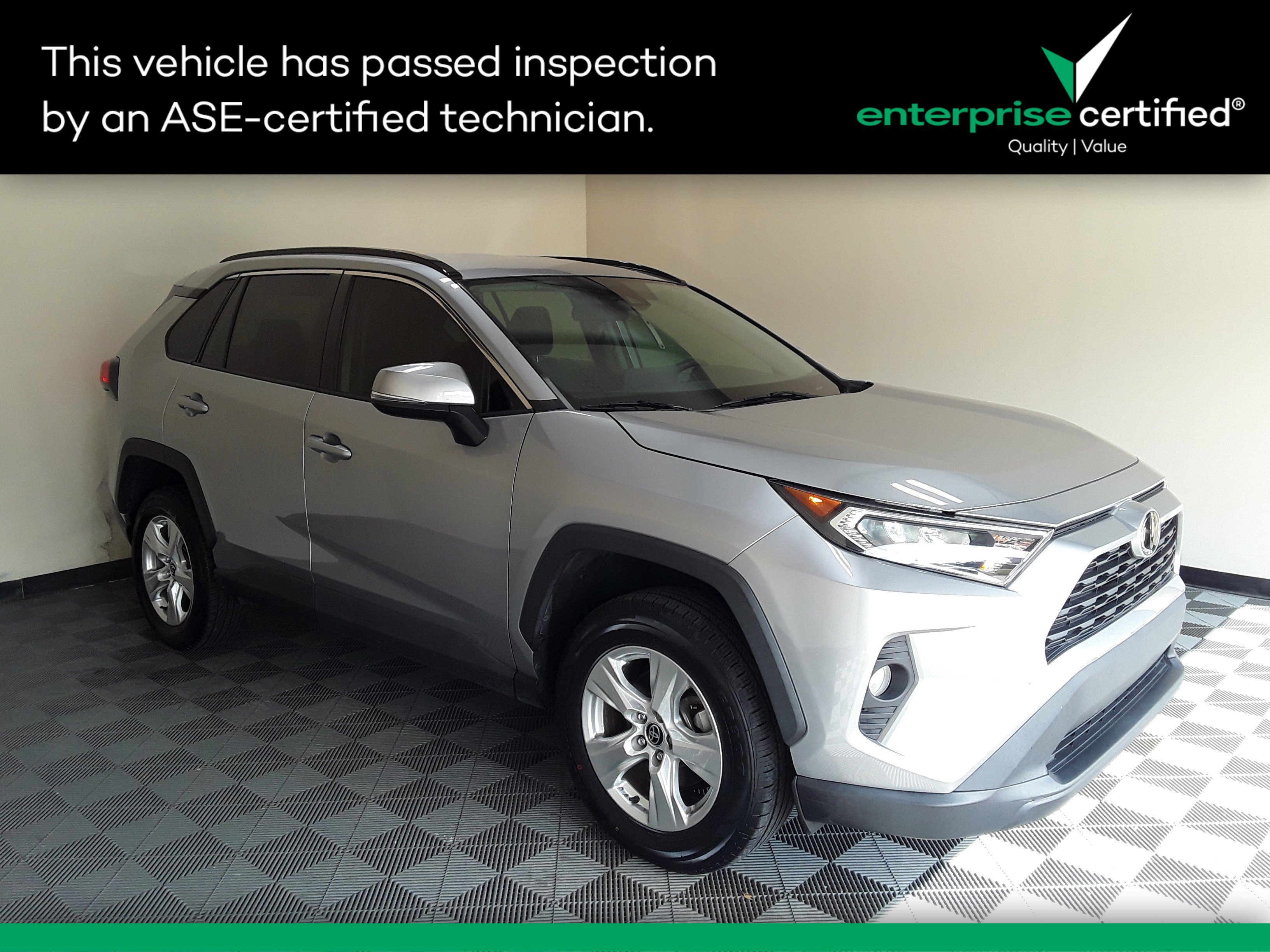 2021 Toyota RAV4 XLE FWD