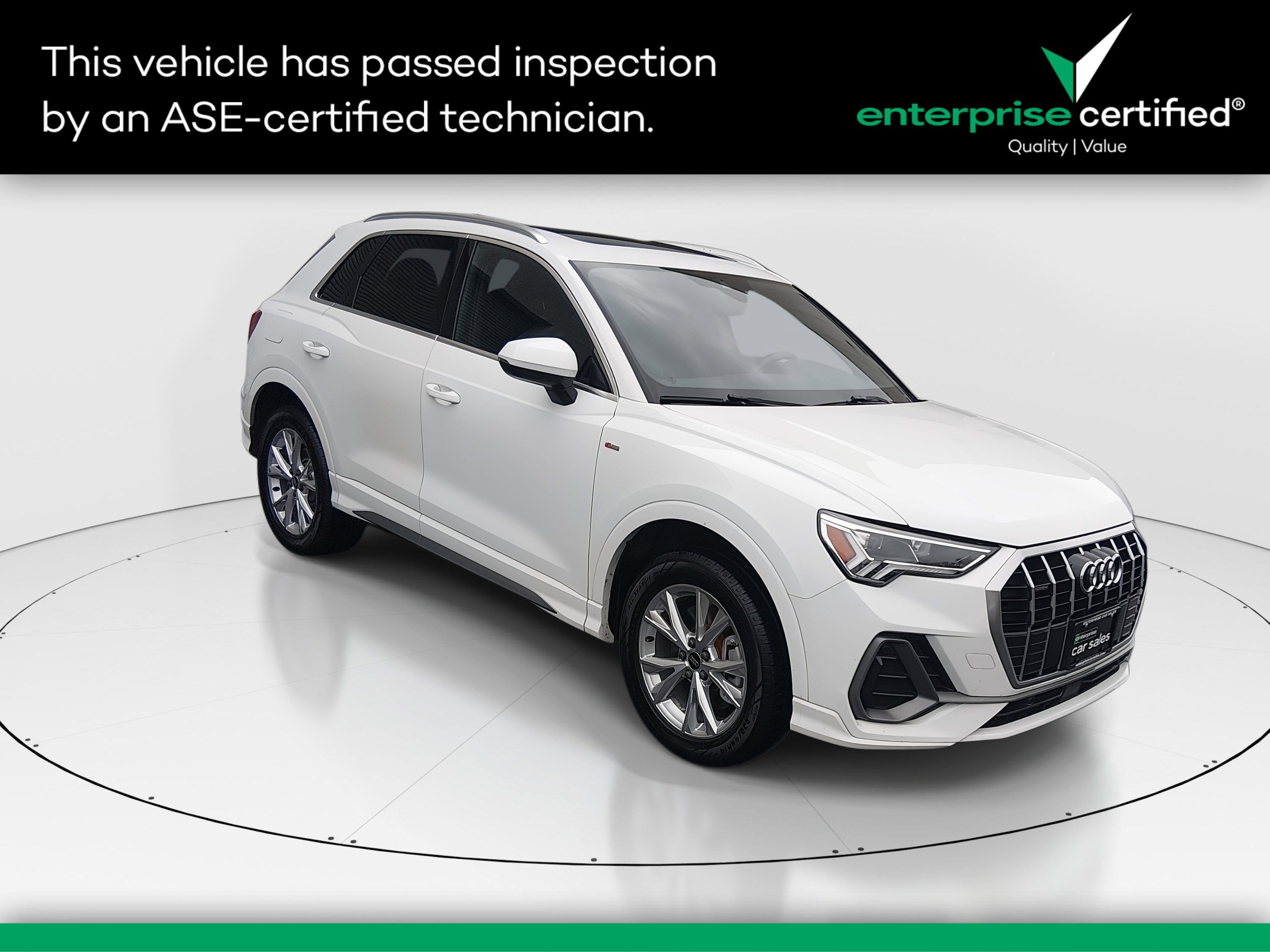 2024 Audi Q3 S Line Premium's photo