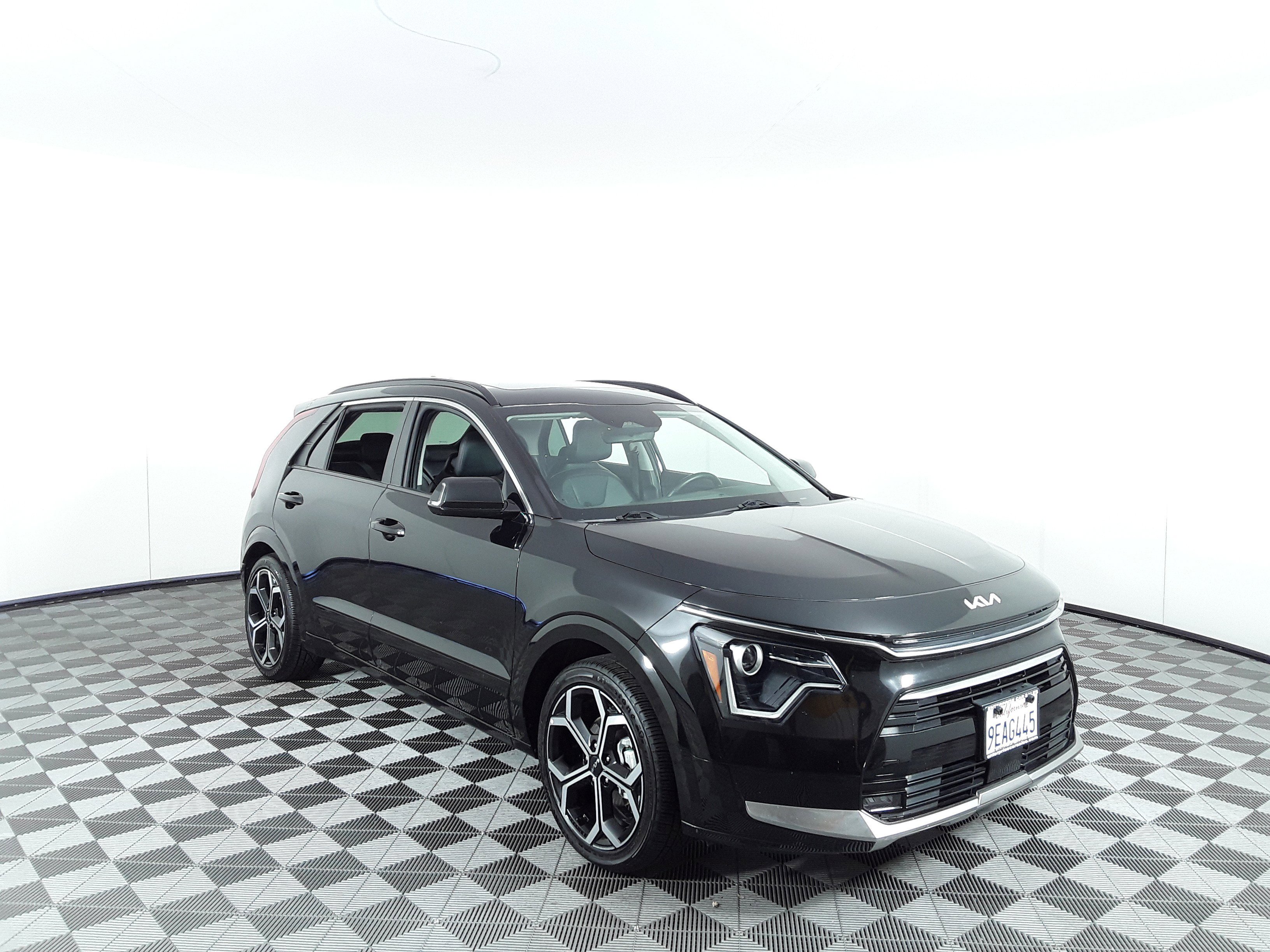 2023 Kia Niro EX Touring FWD