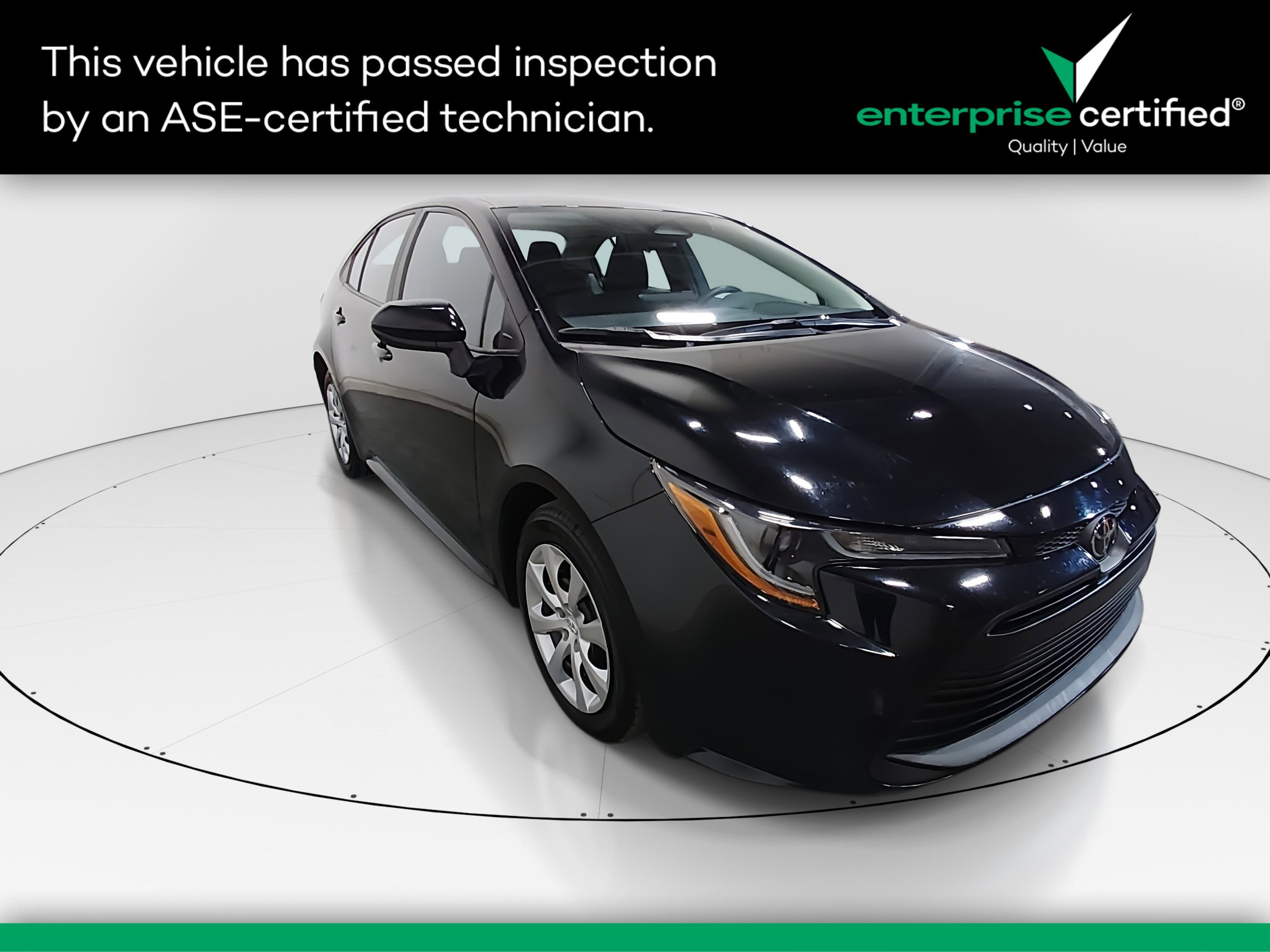 2023 Toyota Corolla LE's photo