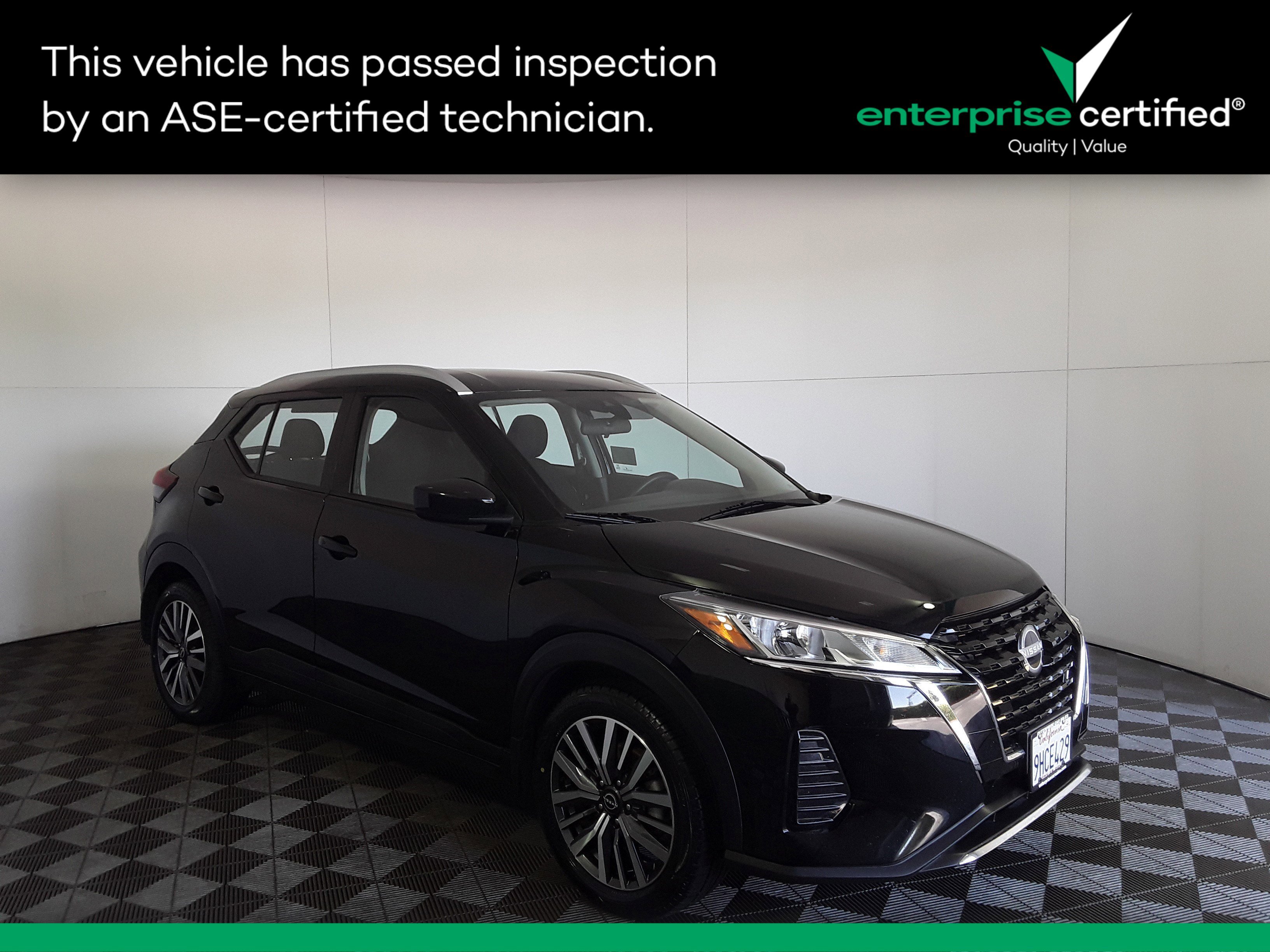 Used 2023 Nissan Kicks SV FWD