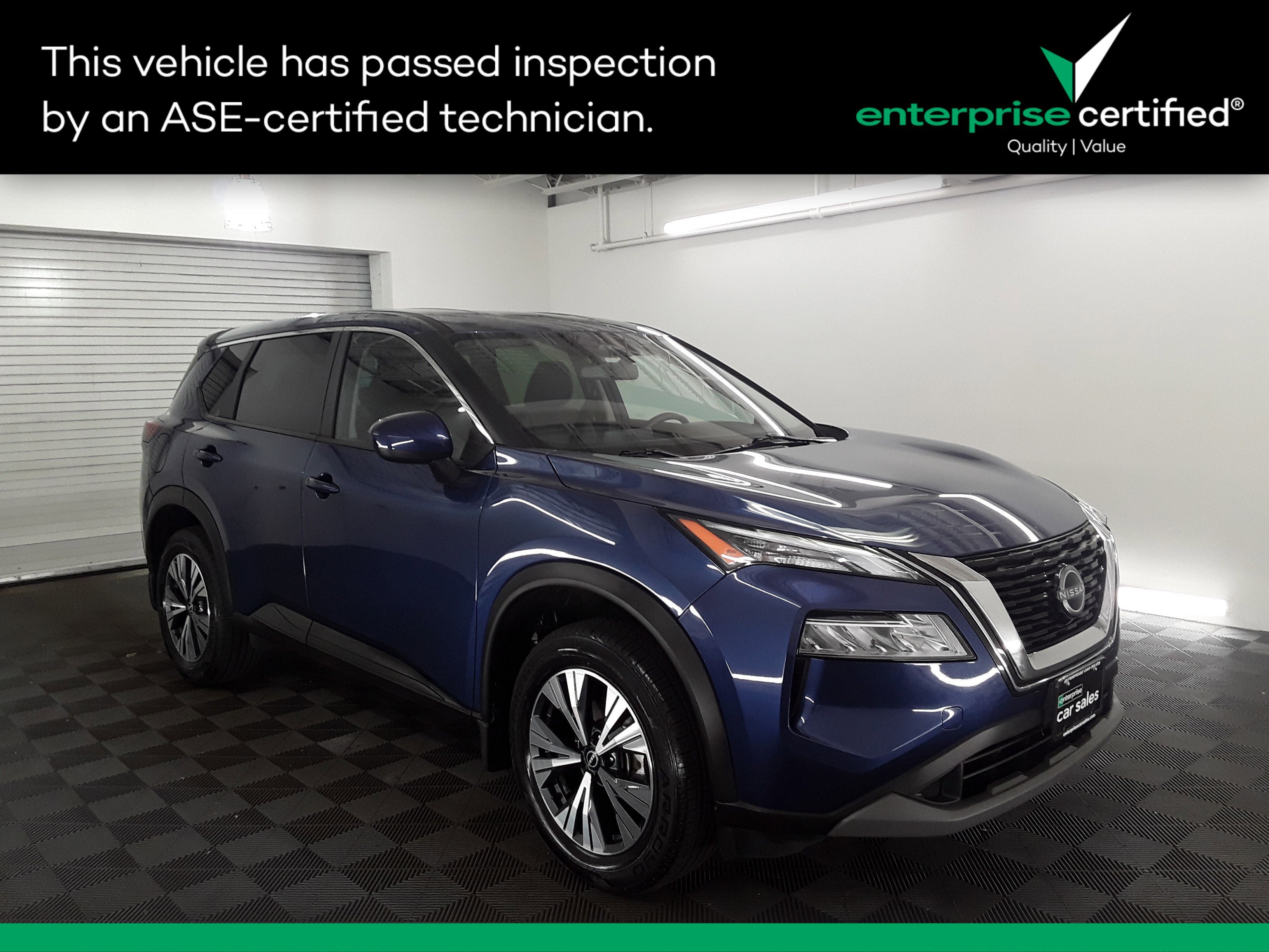 2023 Nissan Rogue SV's photo