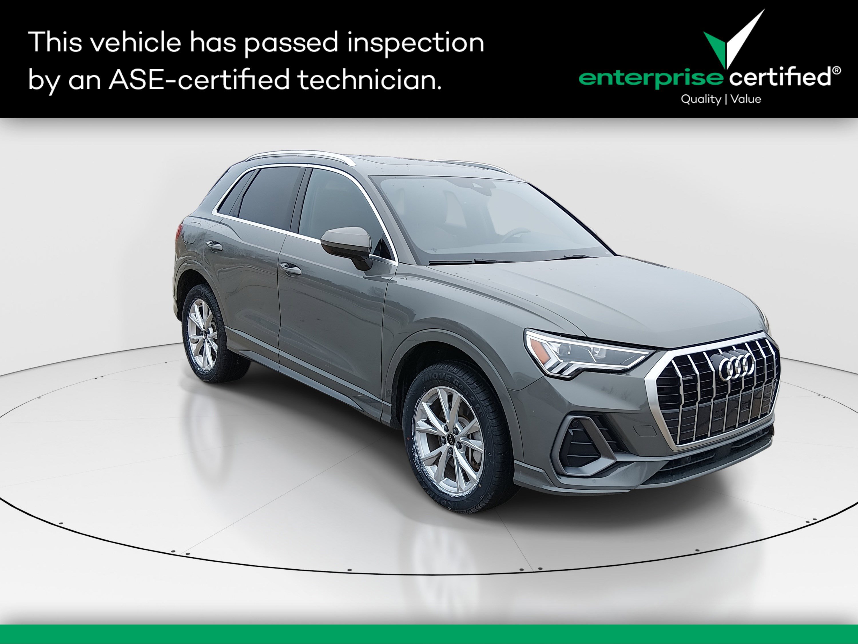 2024 Audi Q3 S Line Premium's photo