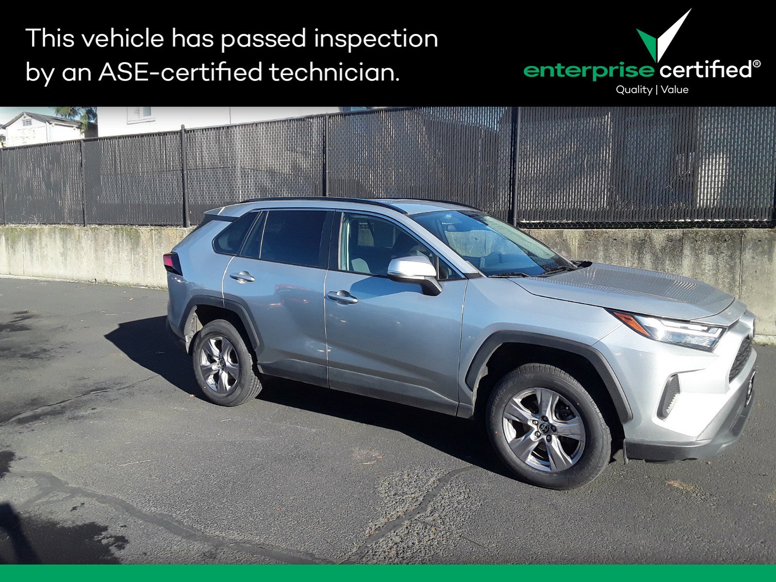 Used 2022 Toyota RAV4 XLE AWD