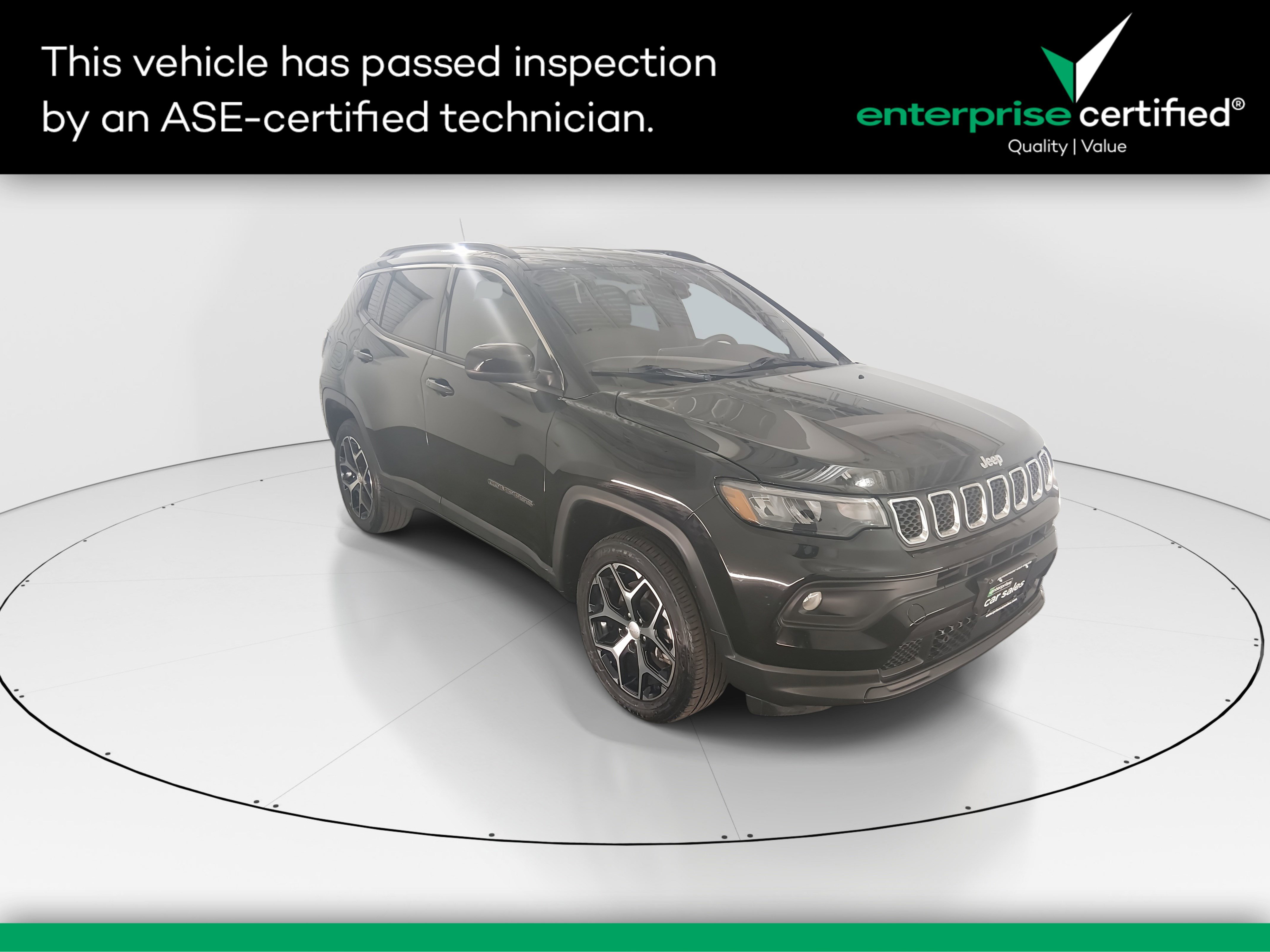 2024 Jeep Compass Latitude's photo