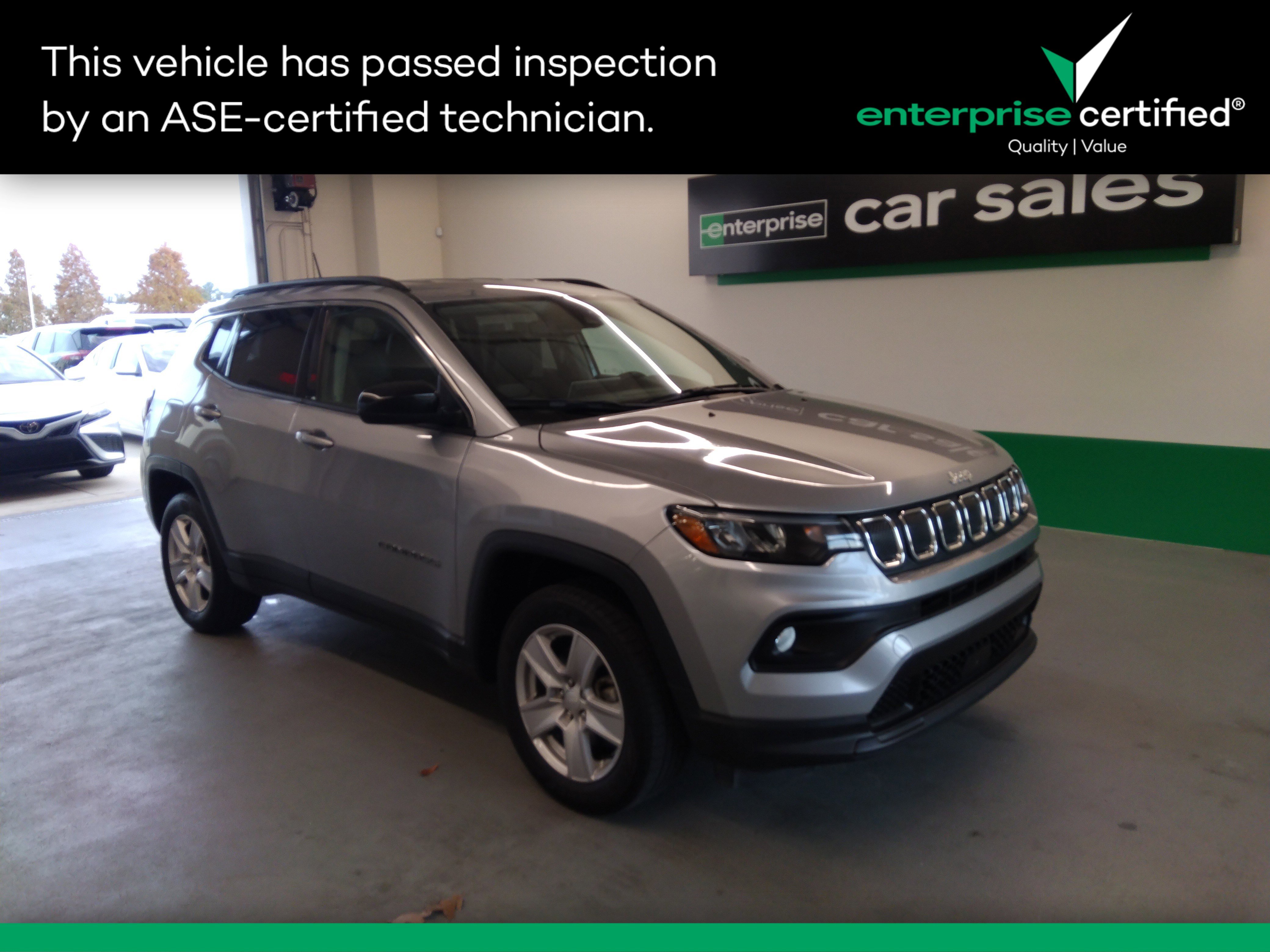 2022 Jeep Compass Latitude's photo