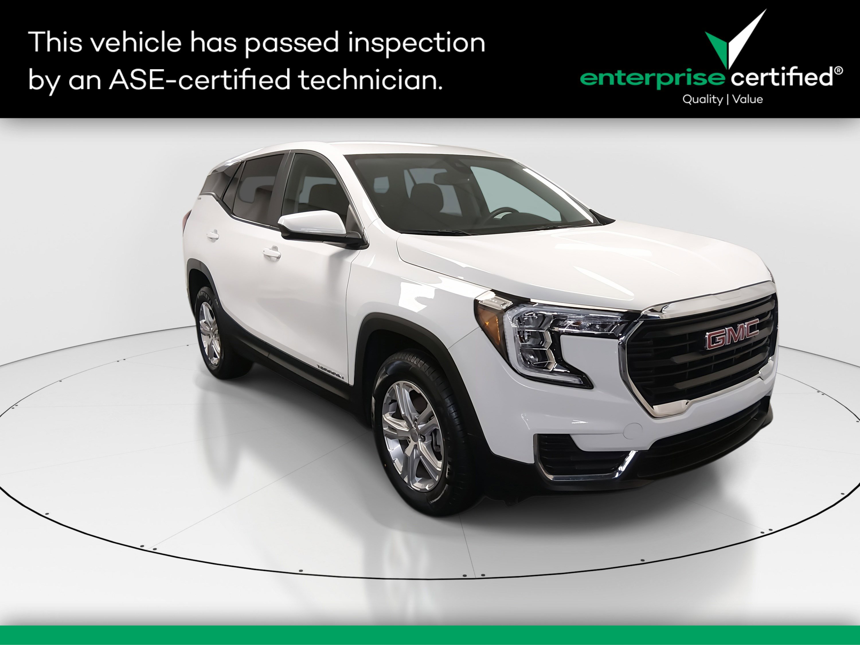 2024 GMC Terrain SLE's photo