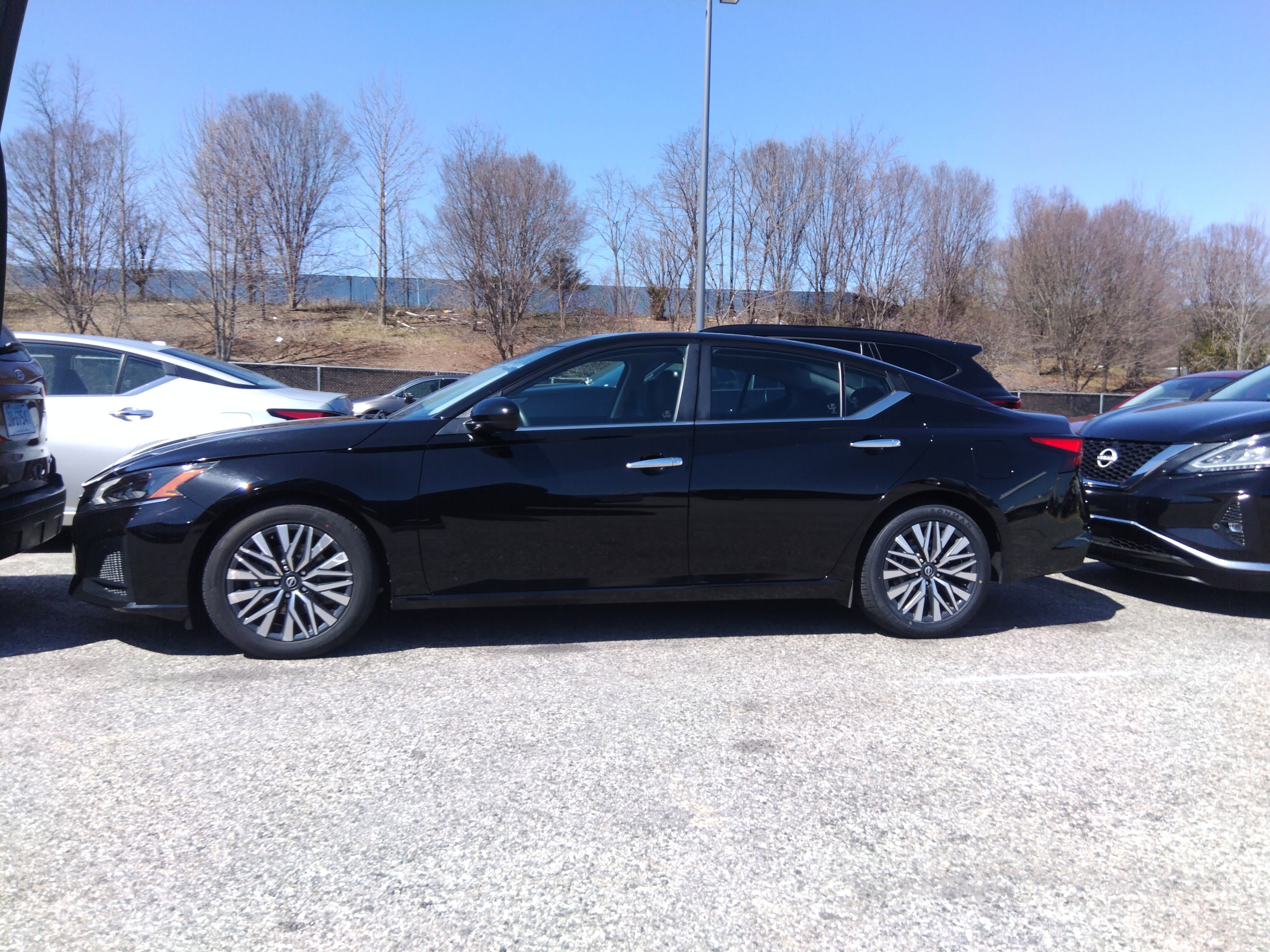 2023 Nissan Altima 2.5 SV Sedan