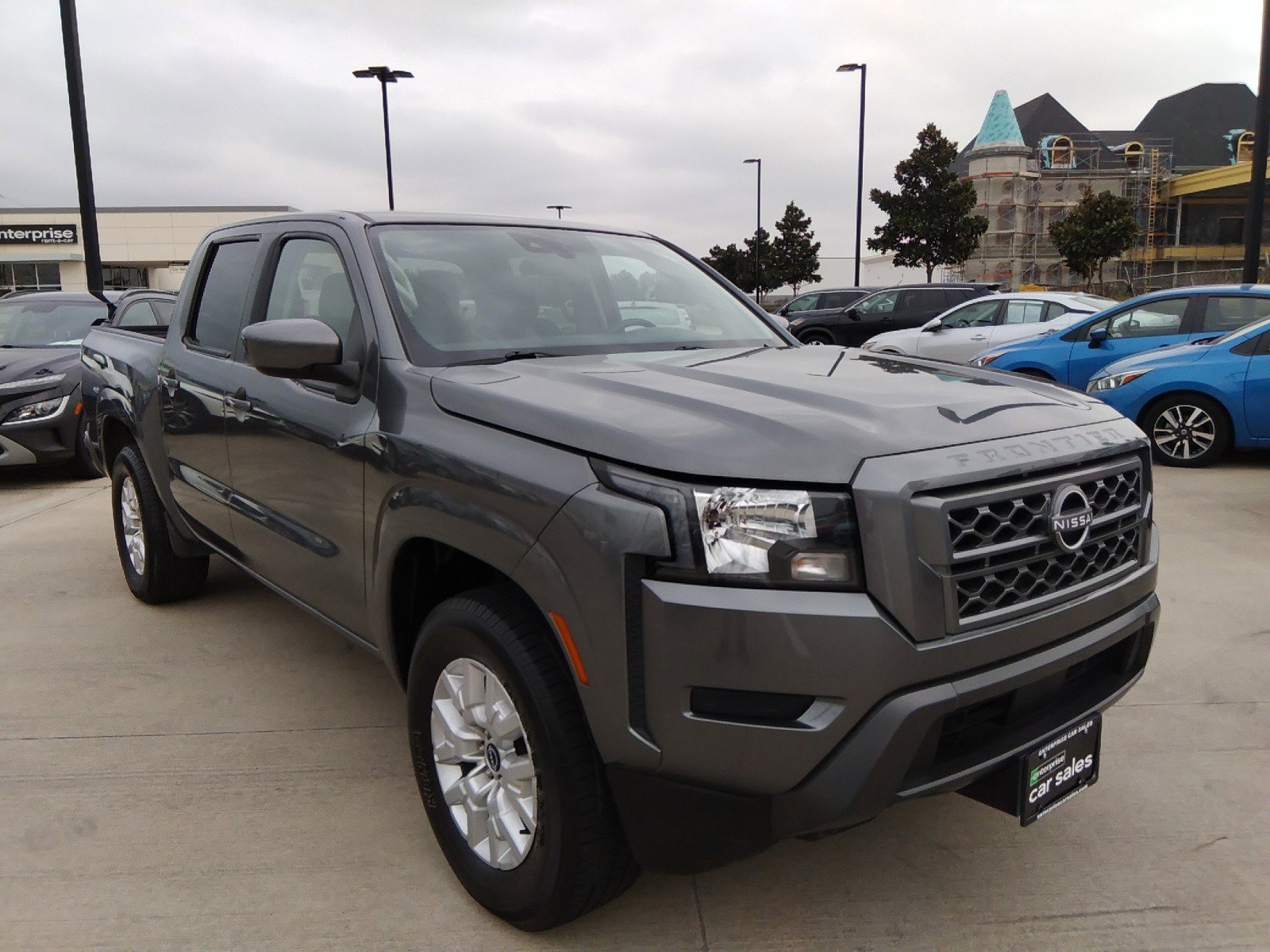 2023 Nissan Frontier SV