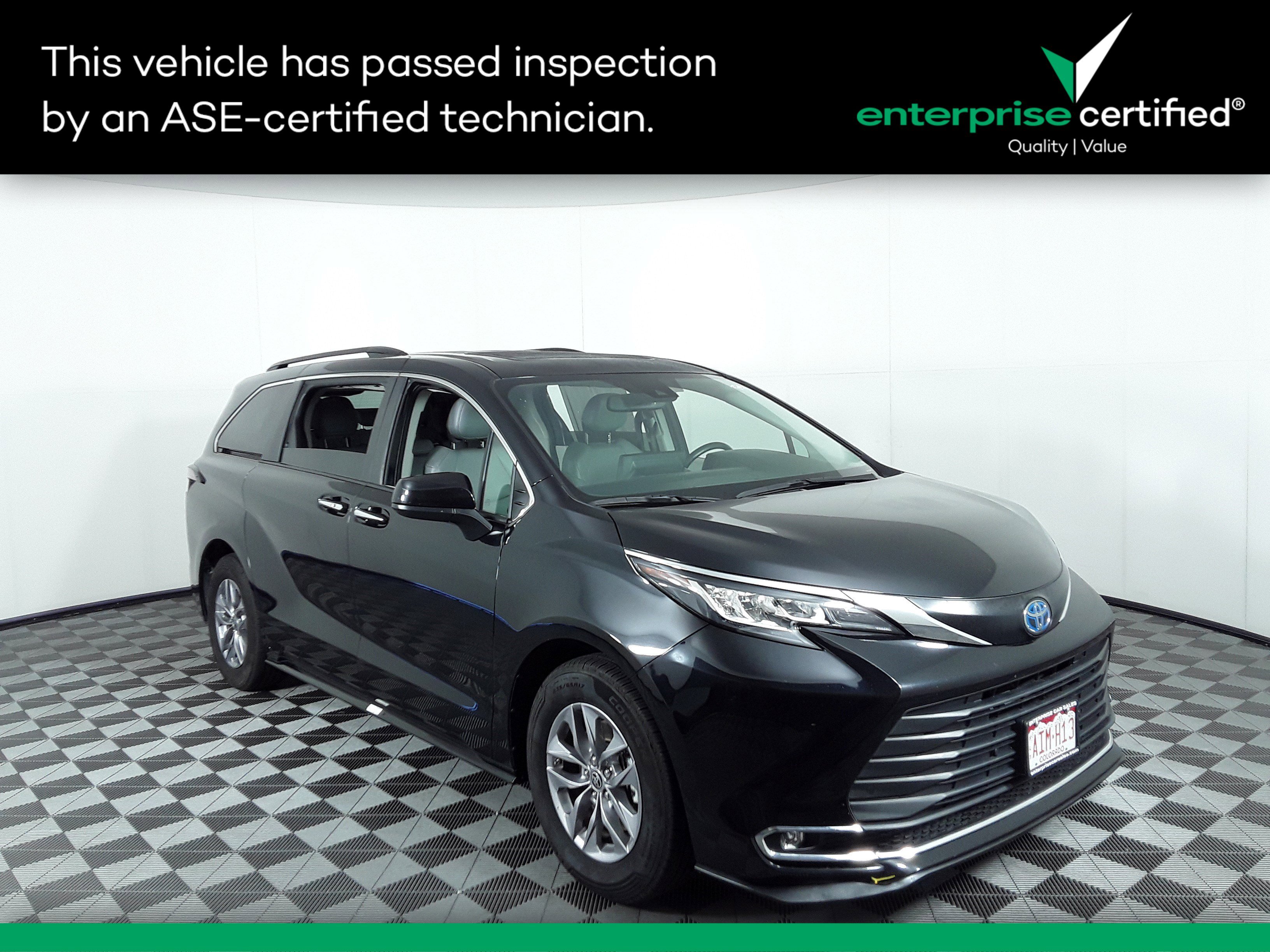 Used 2023 Toyota Sienna XLE FWD 8-Passenger
