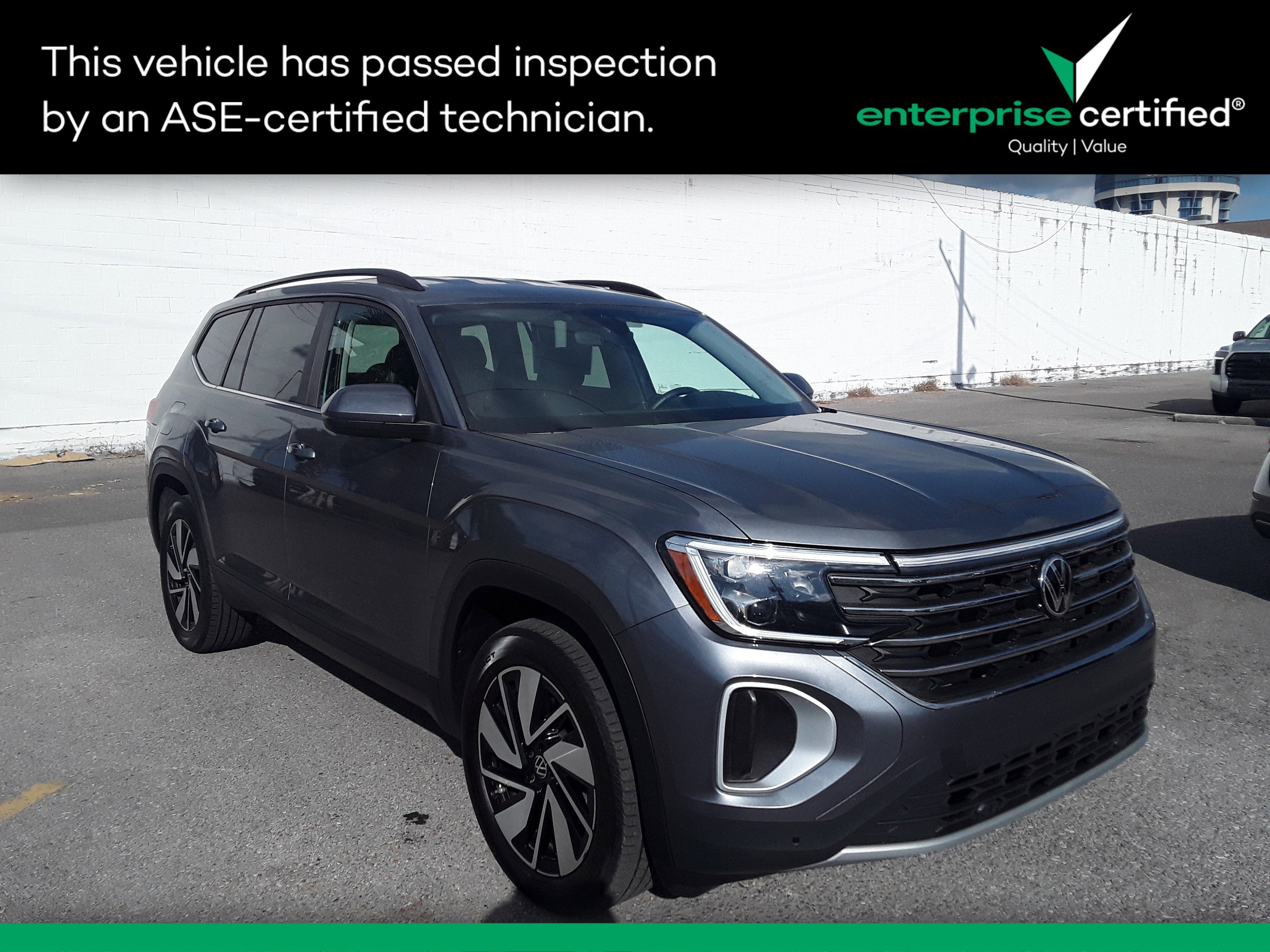 2025 Volkswagen Atlas SE w/Tech's photo