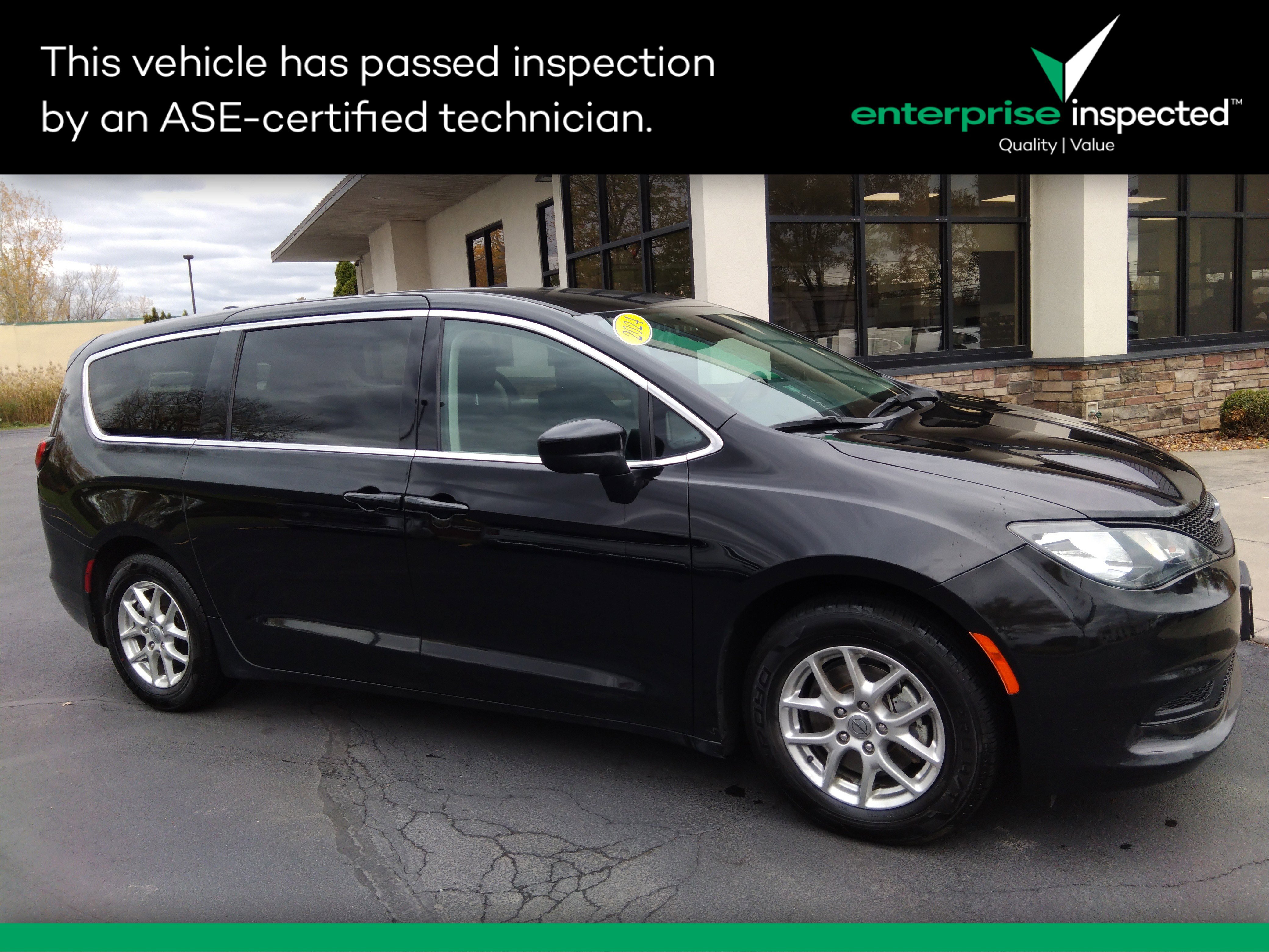 Used 2024 Chrysler Voyager LX FWD's photo