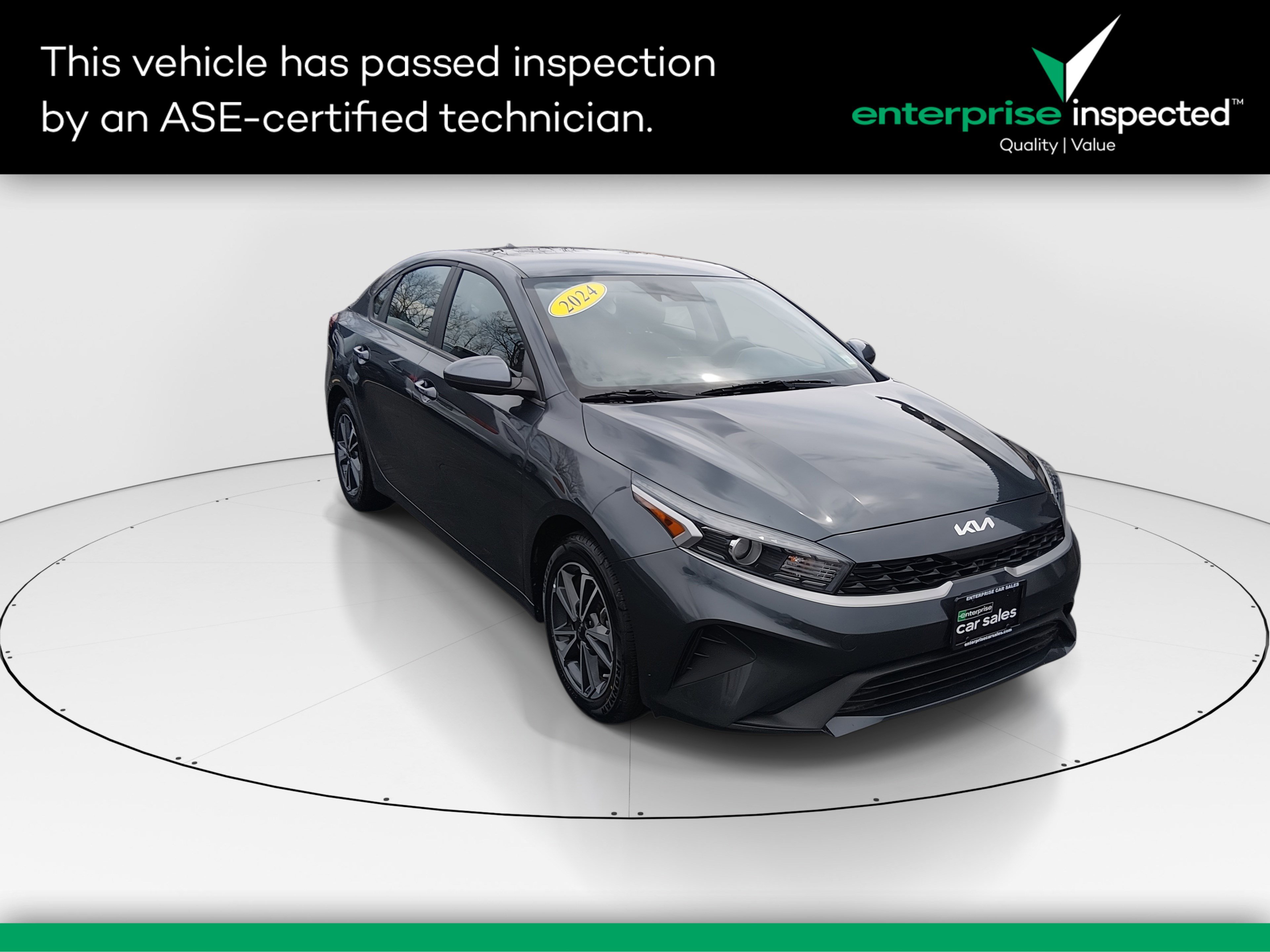 Used 2024 Kia Forte LXS IVT