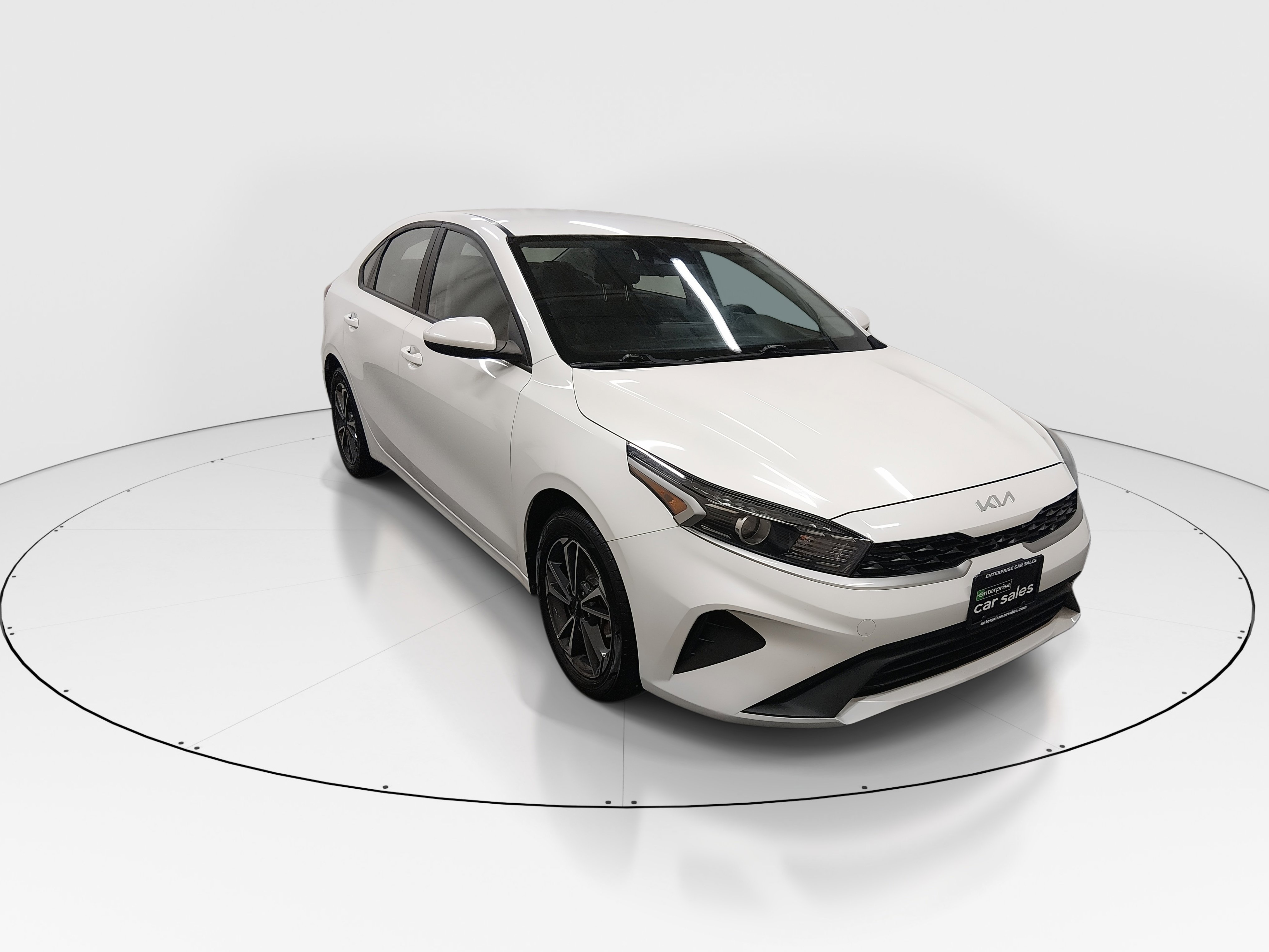 Used 2023 Kia Forte LXS IVT