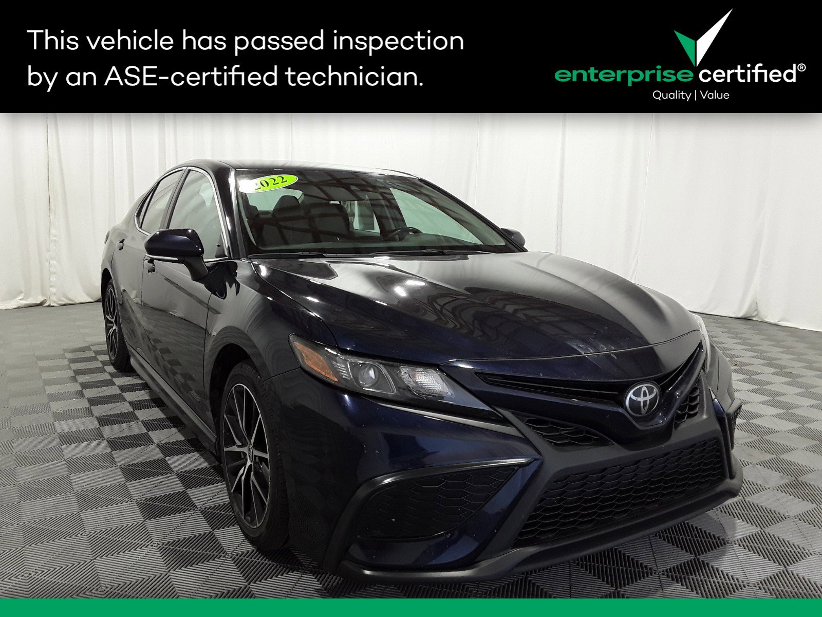 Used 2022 Toyota Camry SE Auto