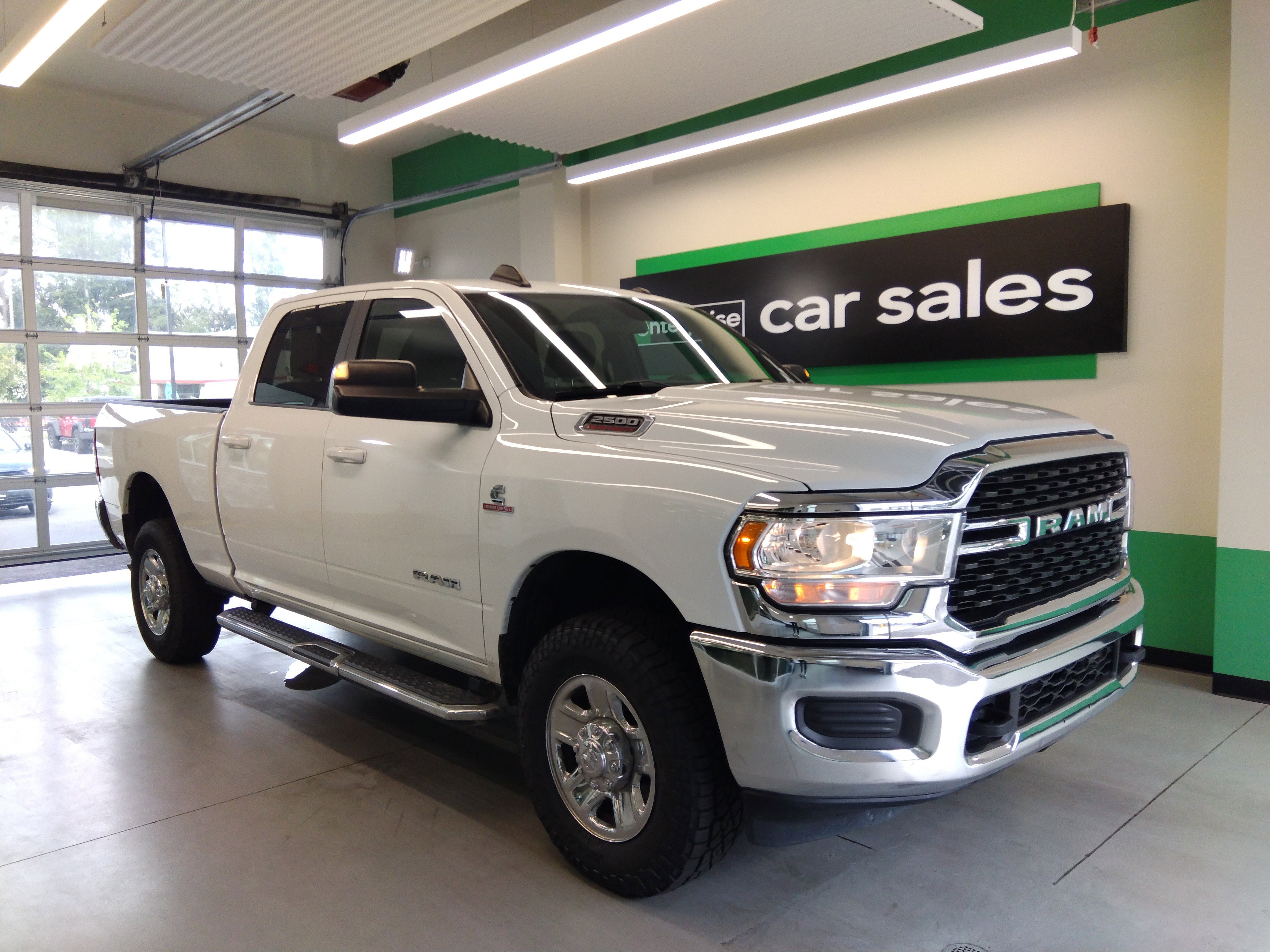 2022 Ram 2500 Big Horn 4x4 Crew Cab 6'4