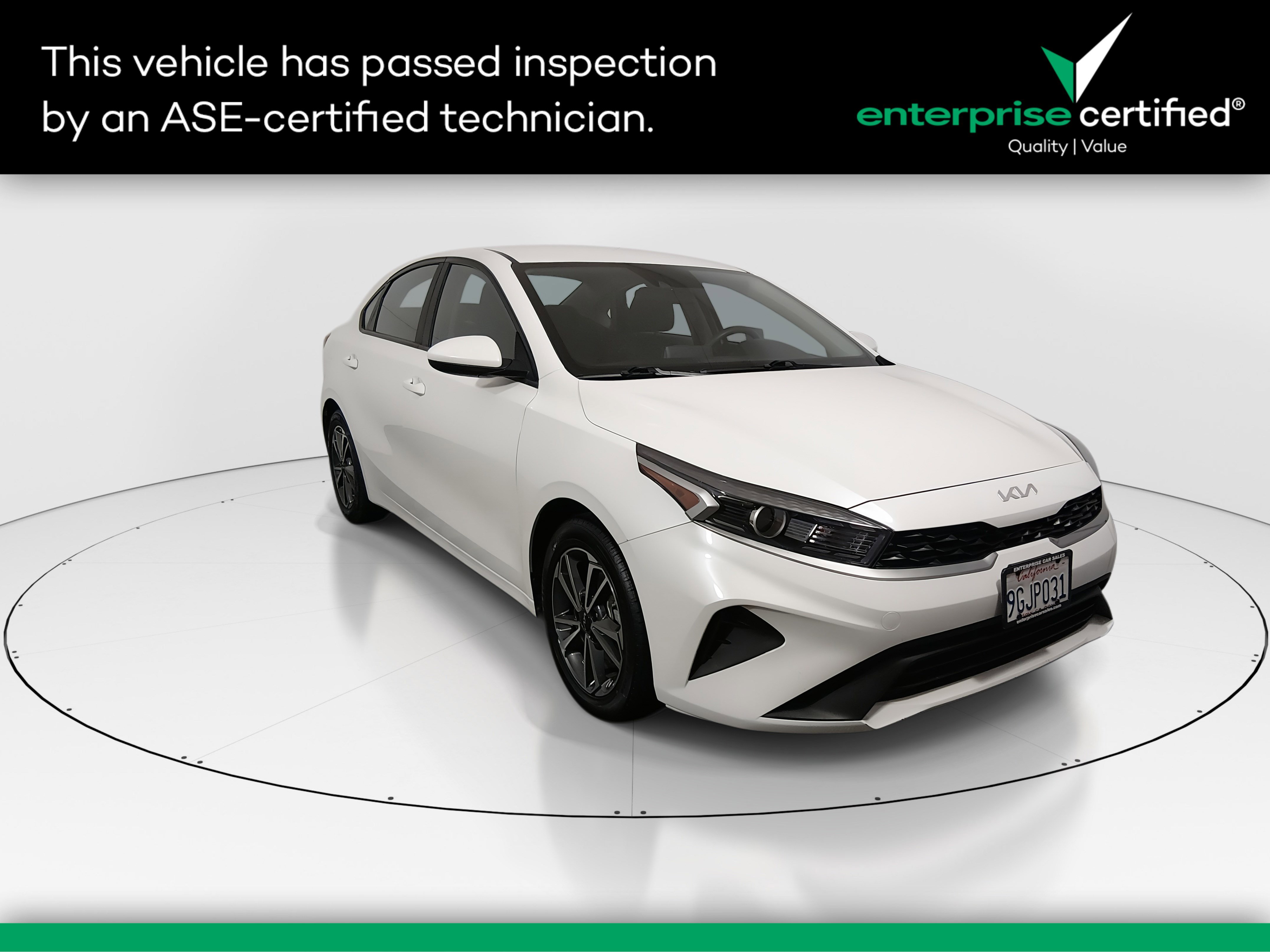 Used 2023 Kia Forte LXS IVT