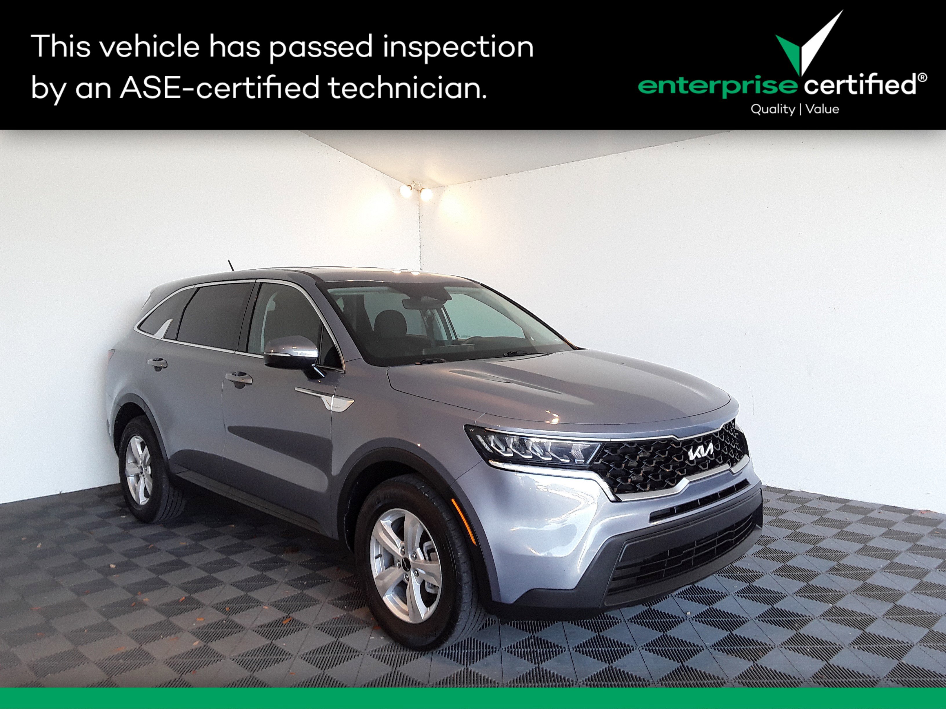 Used 2023 Kia Sorento LX FWD