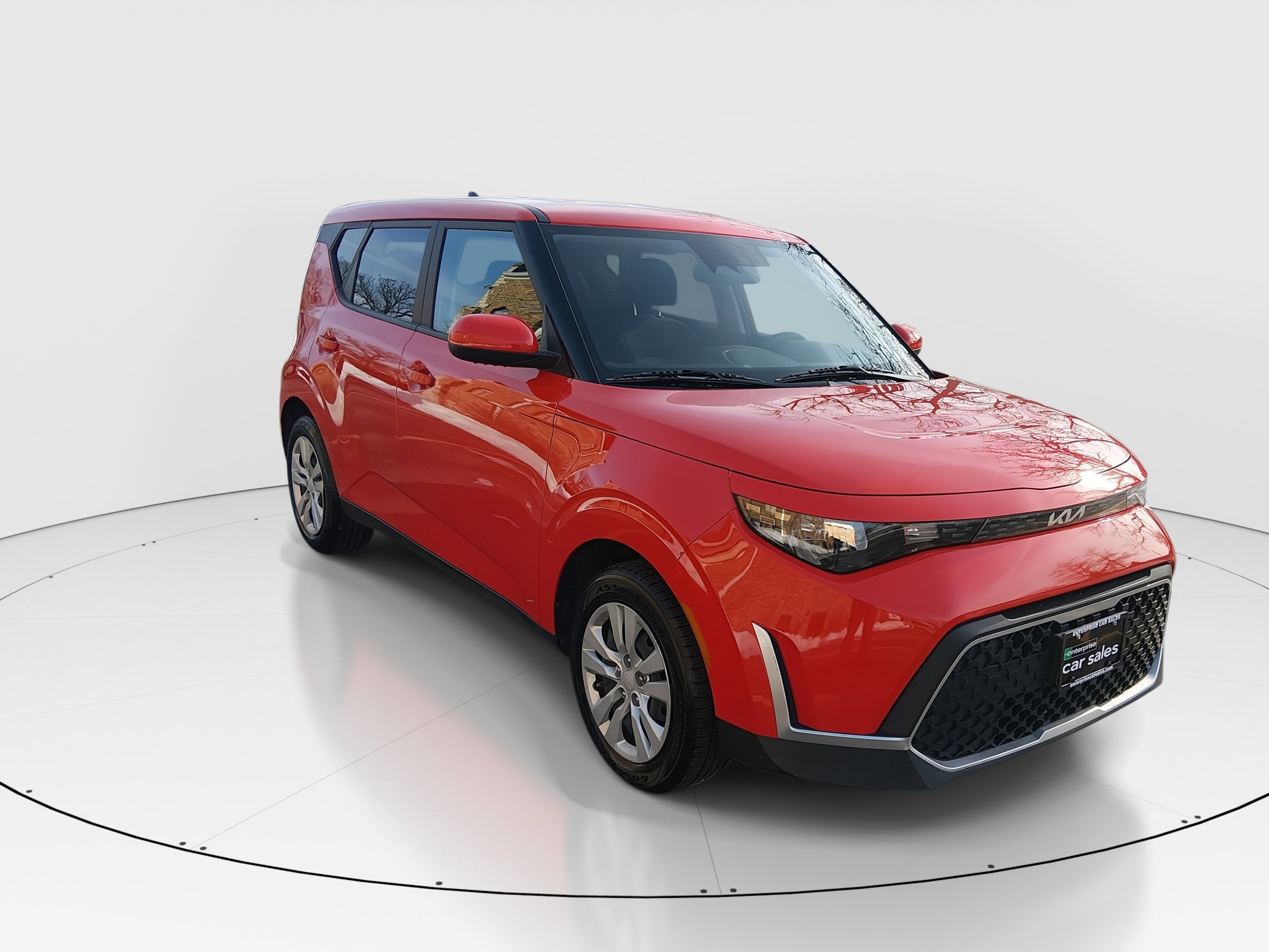 2023 Kia Soul LX's photo