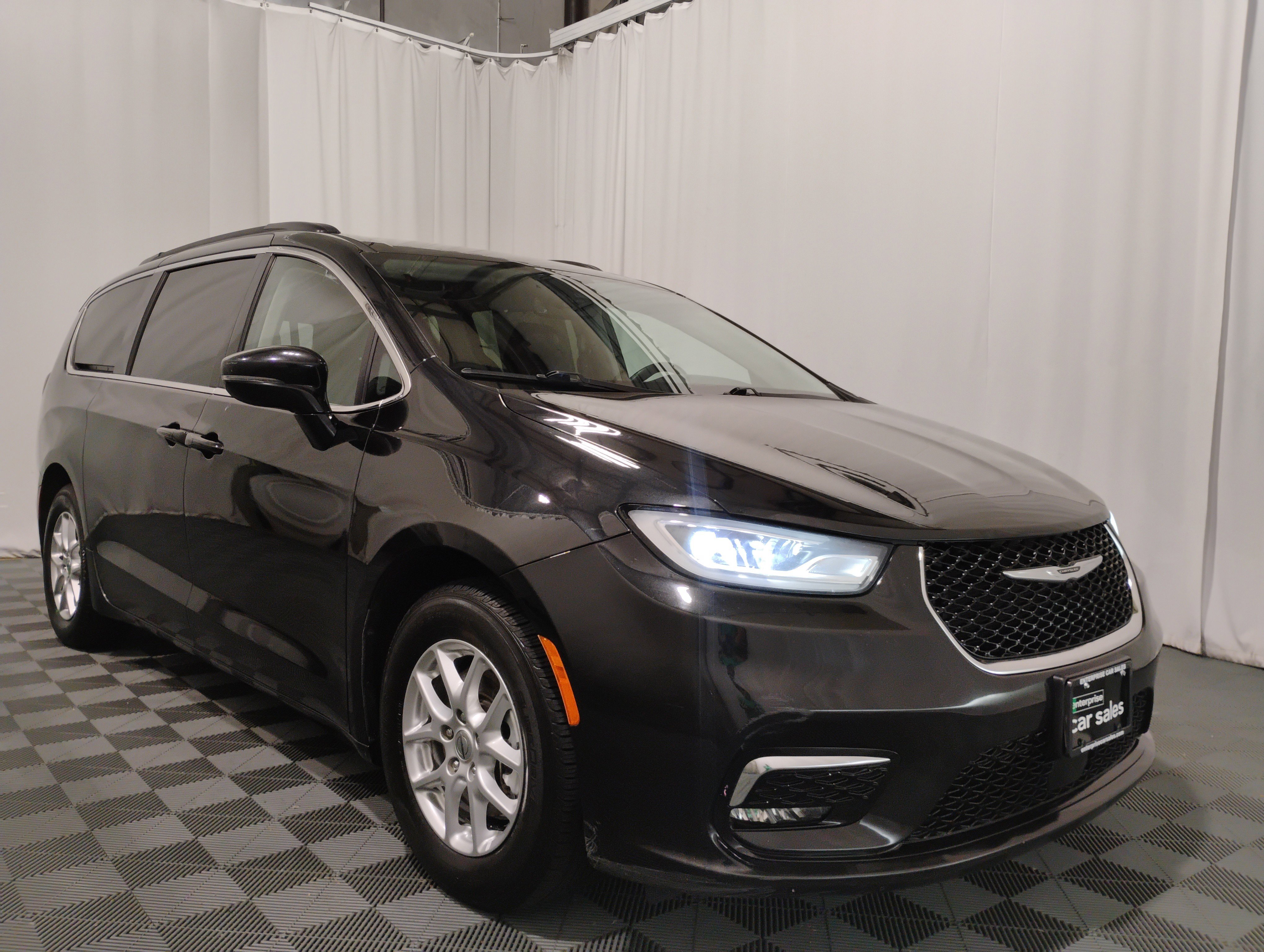 2022 Chrysler Pacifica Touring L FWD