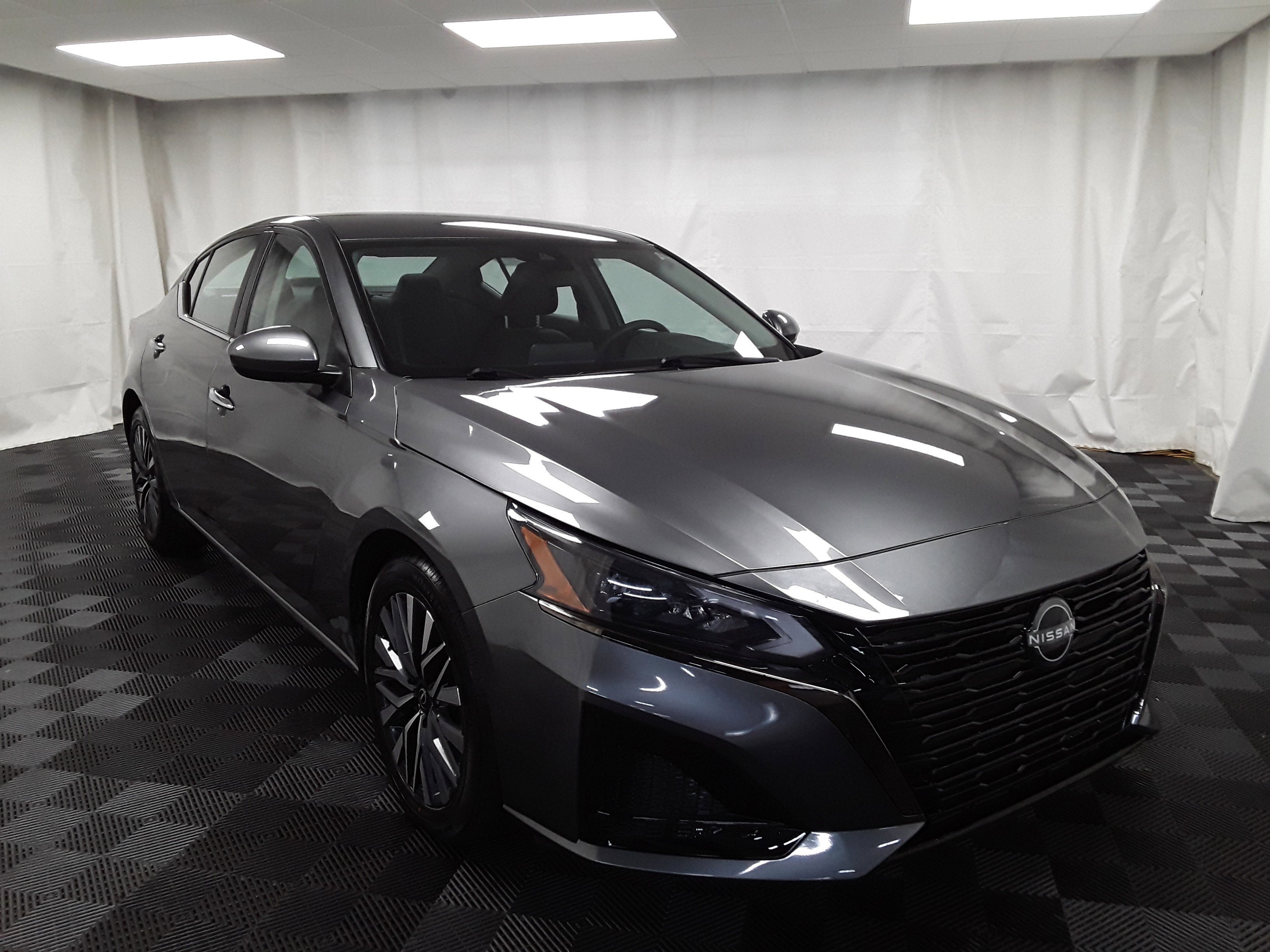 2023 Nissan Altima 2.5 SV Sedan